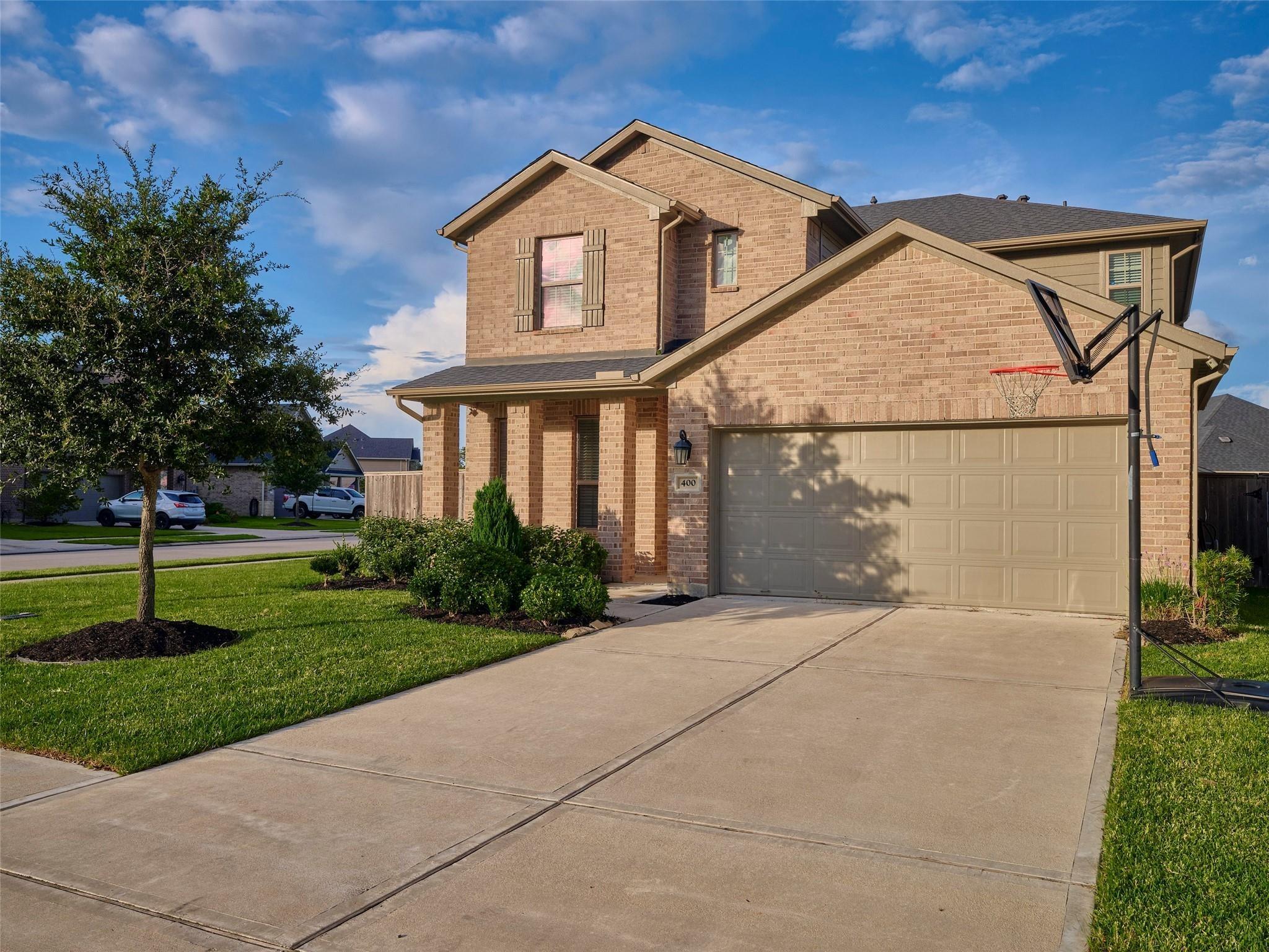 Beken Cove Ln, La Porte, TX 77571