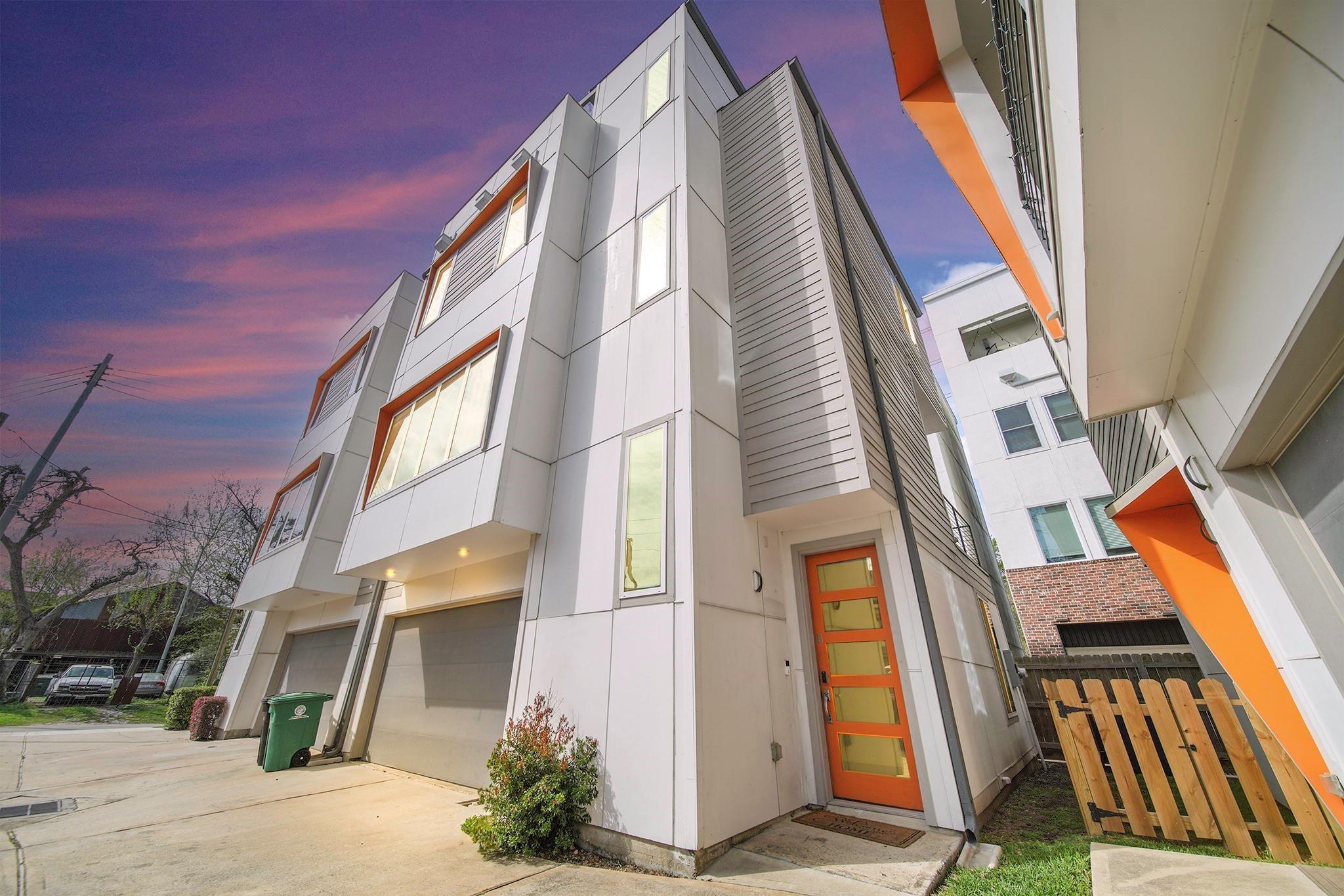 Goliad St, Houston, TX 77007