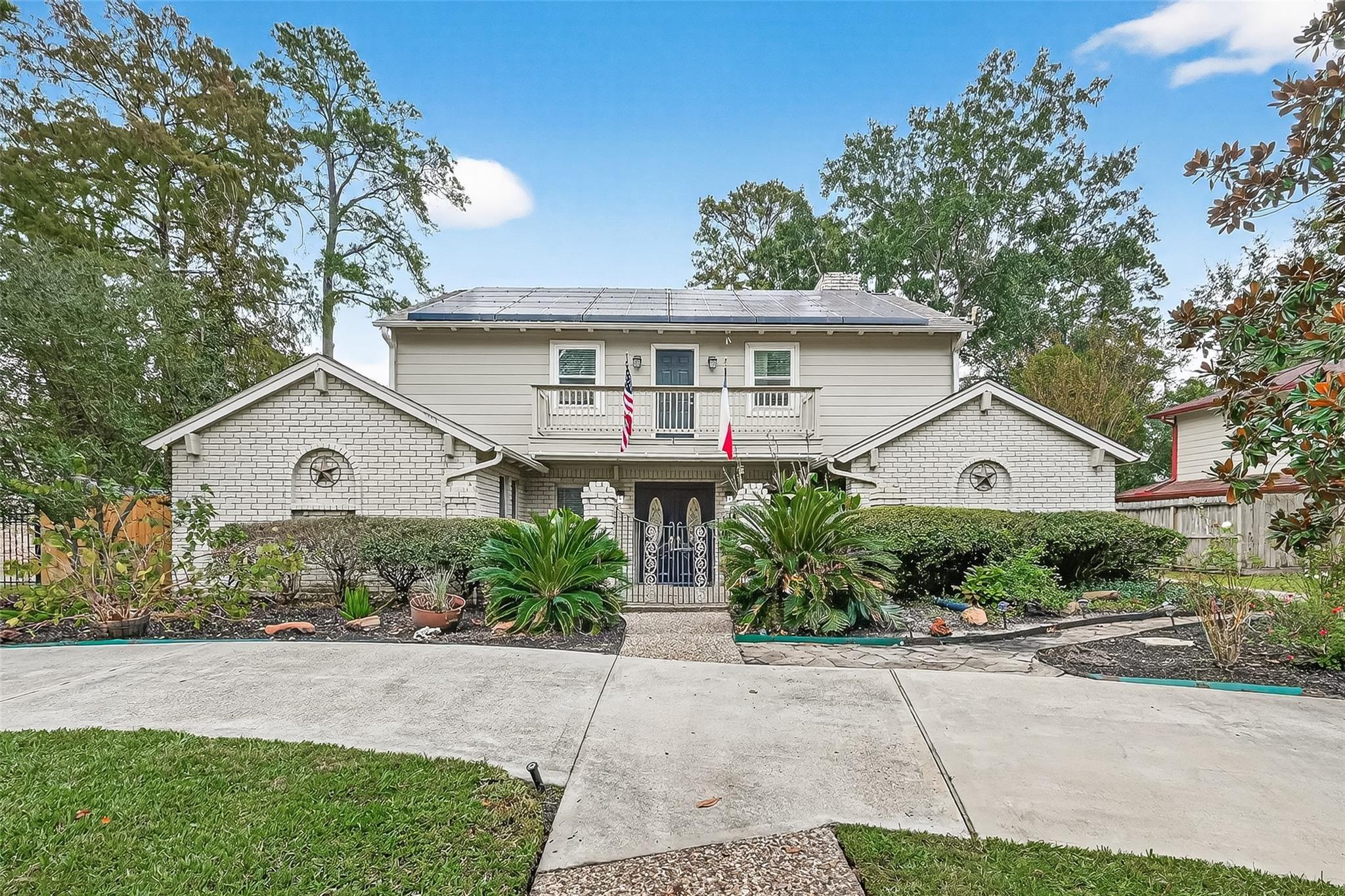 Bermuda Dunes Dr, Houston, TX 77069