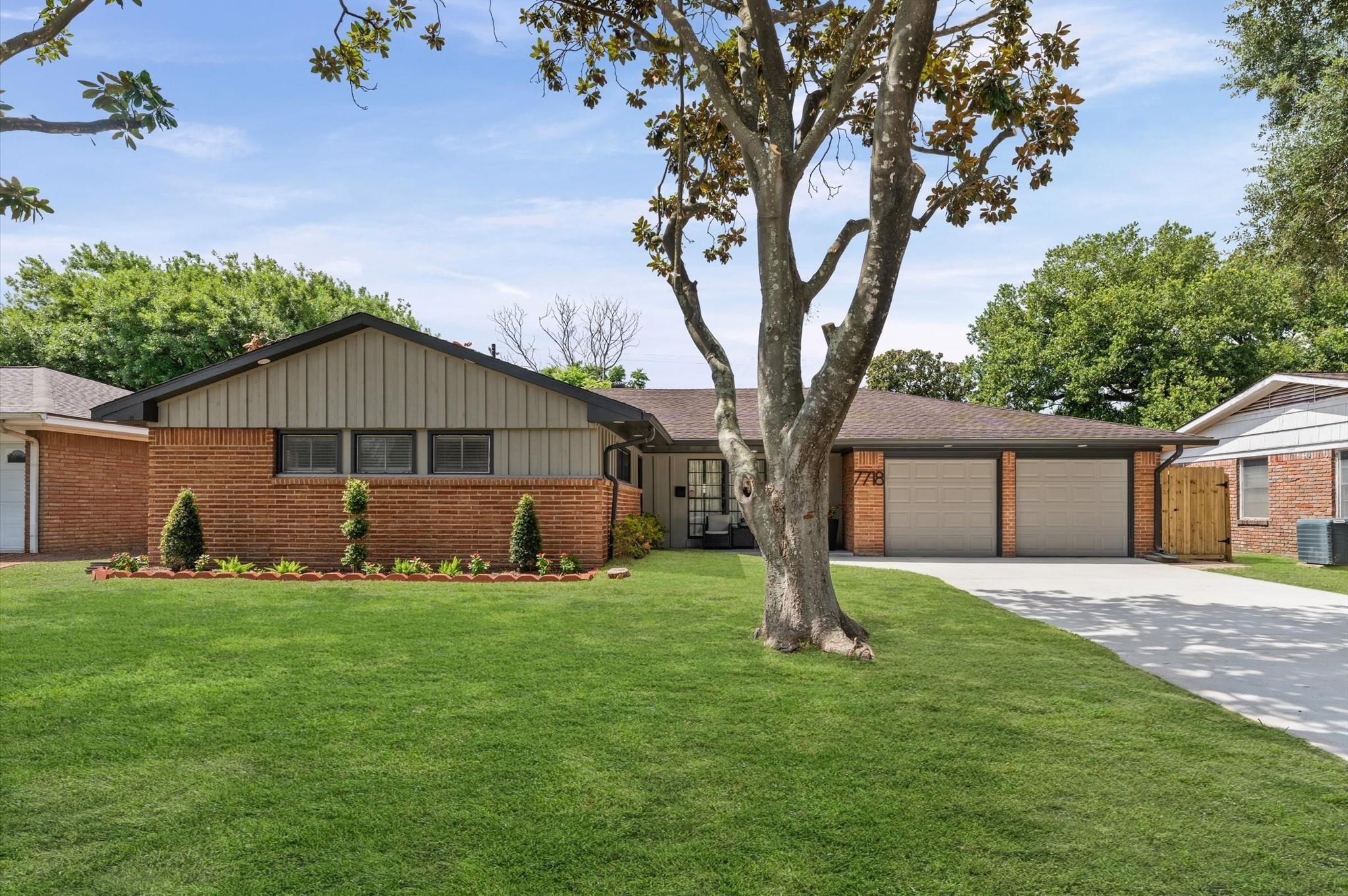 Dillon St, Houston, TX 77061