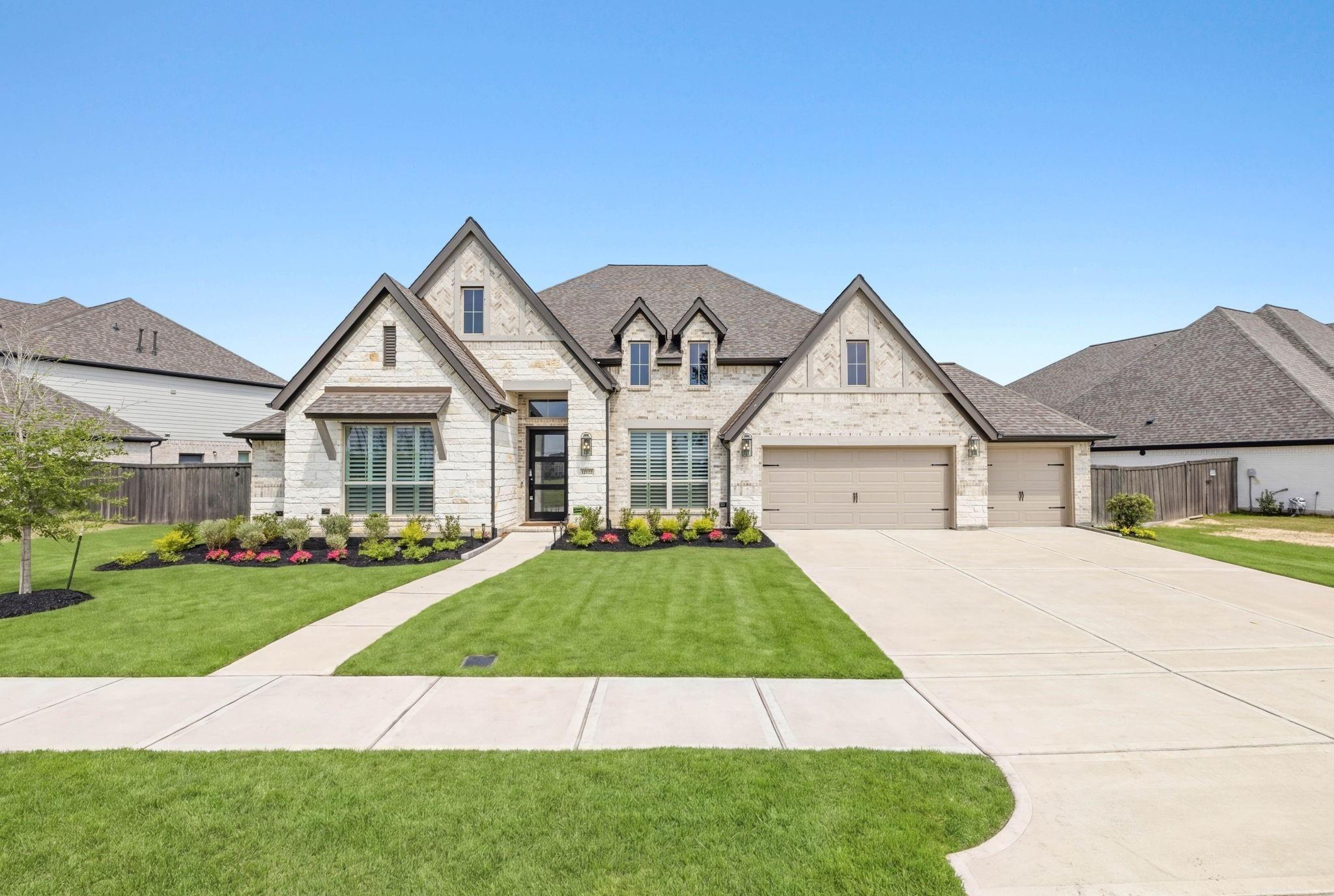 Grassy Bend Dr, Baytown, TX 77523