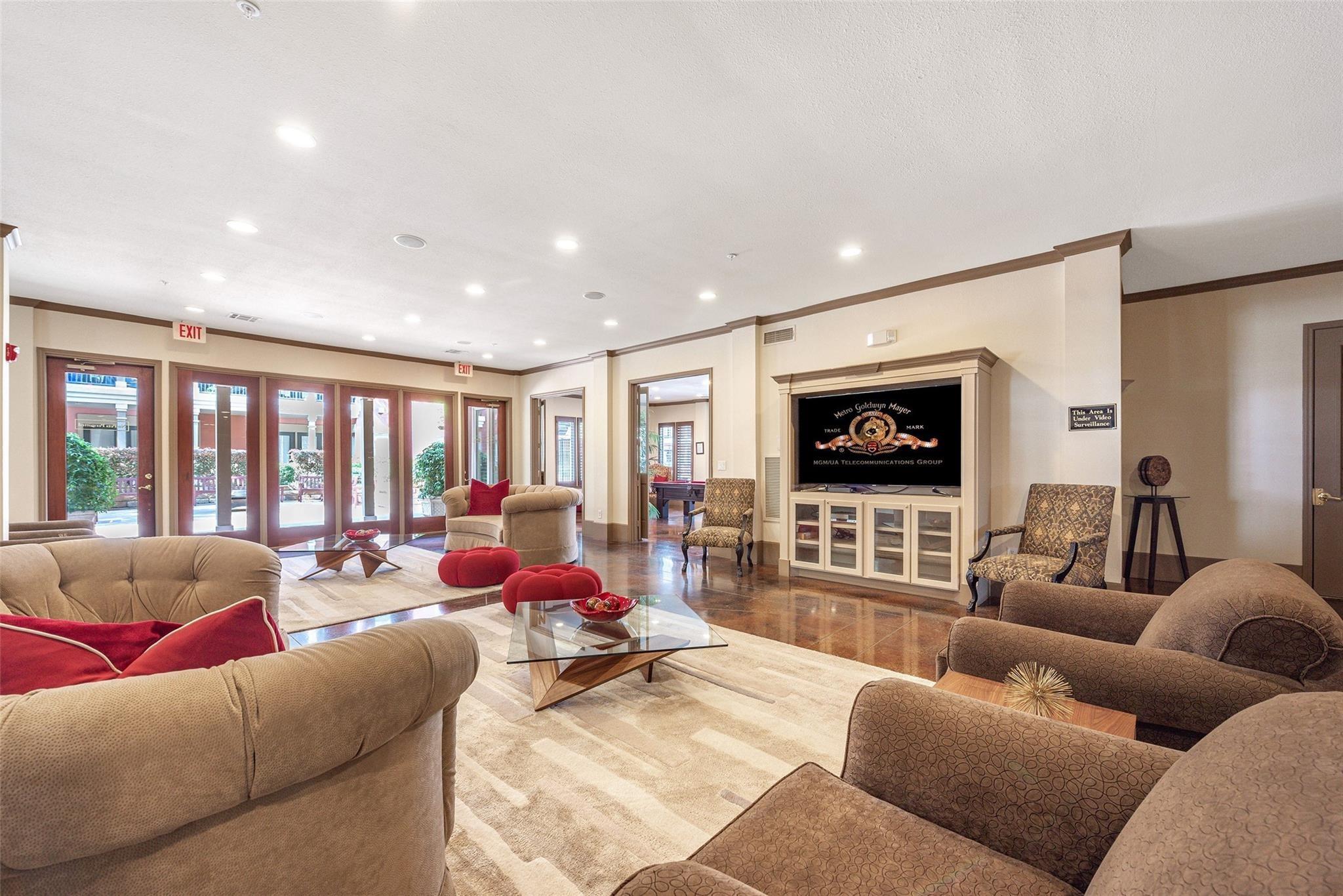 Mccue Rd, Houston, TX 77056