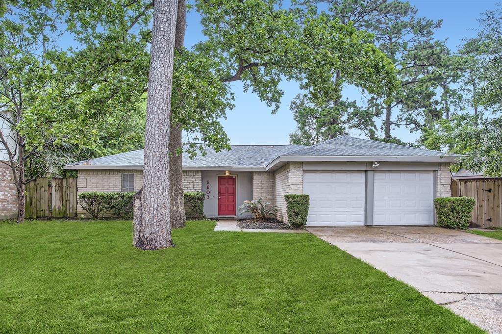 Circlegate Dr, Spring, TX 77373
