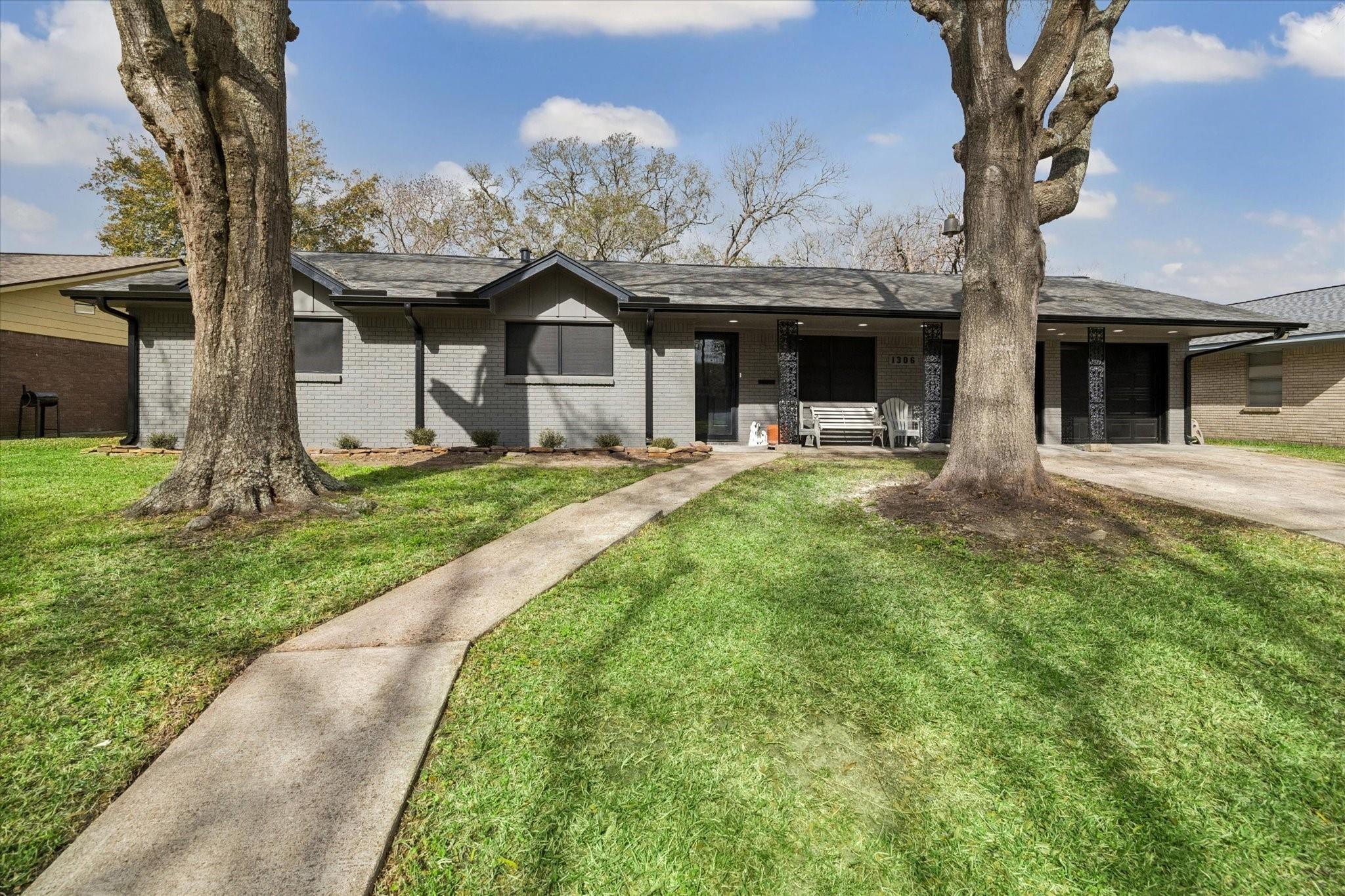 Narcille St, Baytown, TX 77520