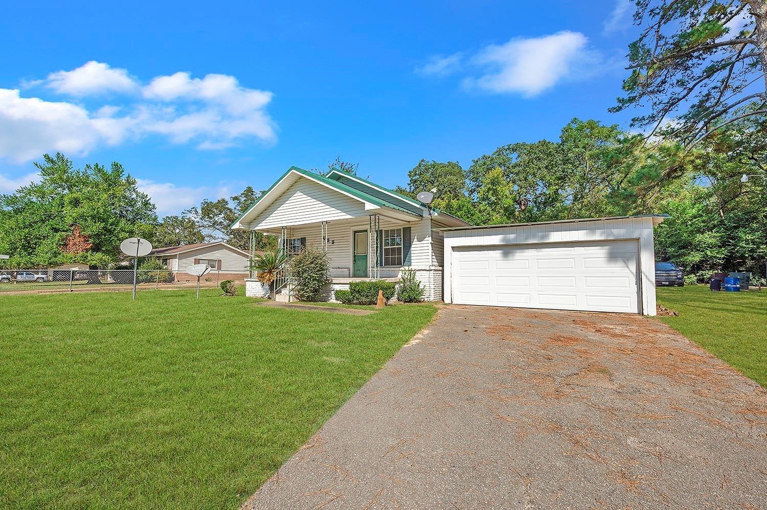 Wildwood Dr, Nacogdoches, TX 75961