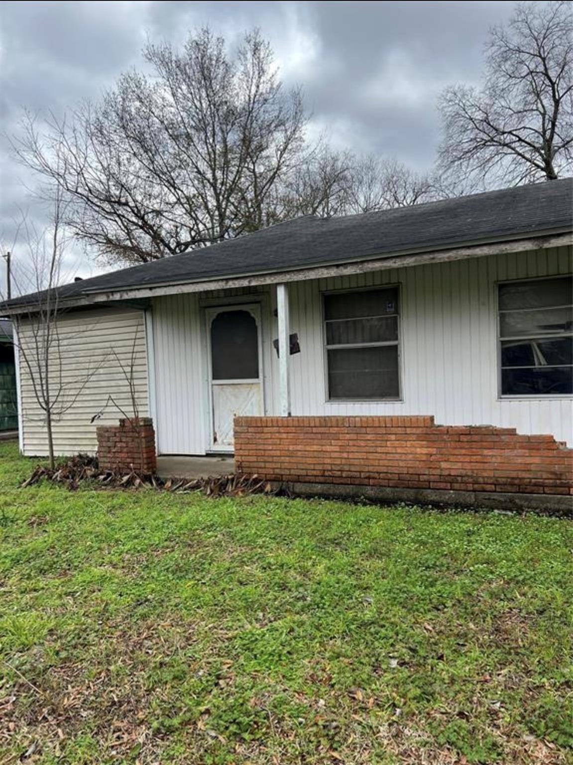 Ridgeway Dr, Houston, TX 77033
