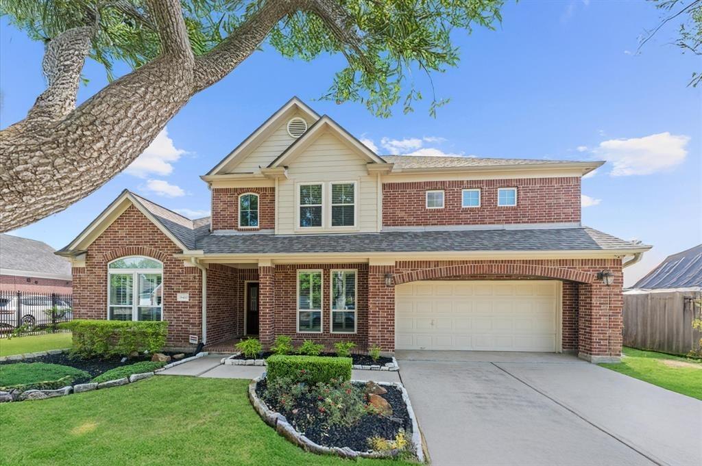 Brighton Lake Ln, Houston, TX 77095