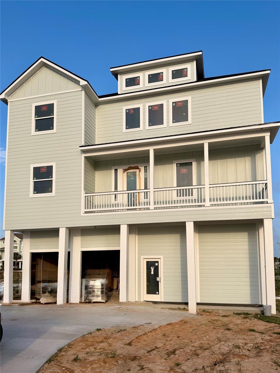 Largo, Hitchcock, TX 77563