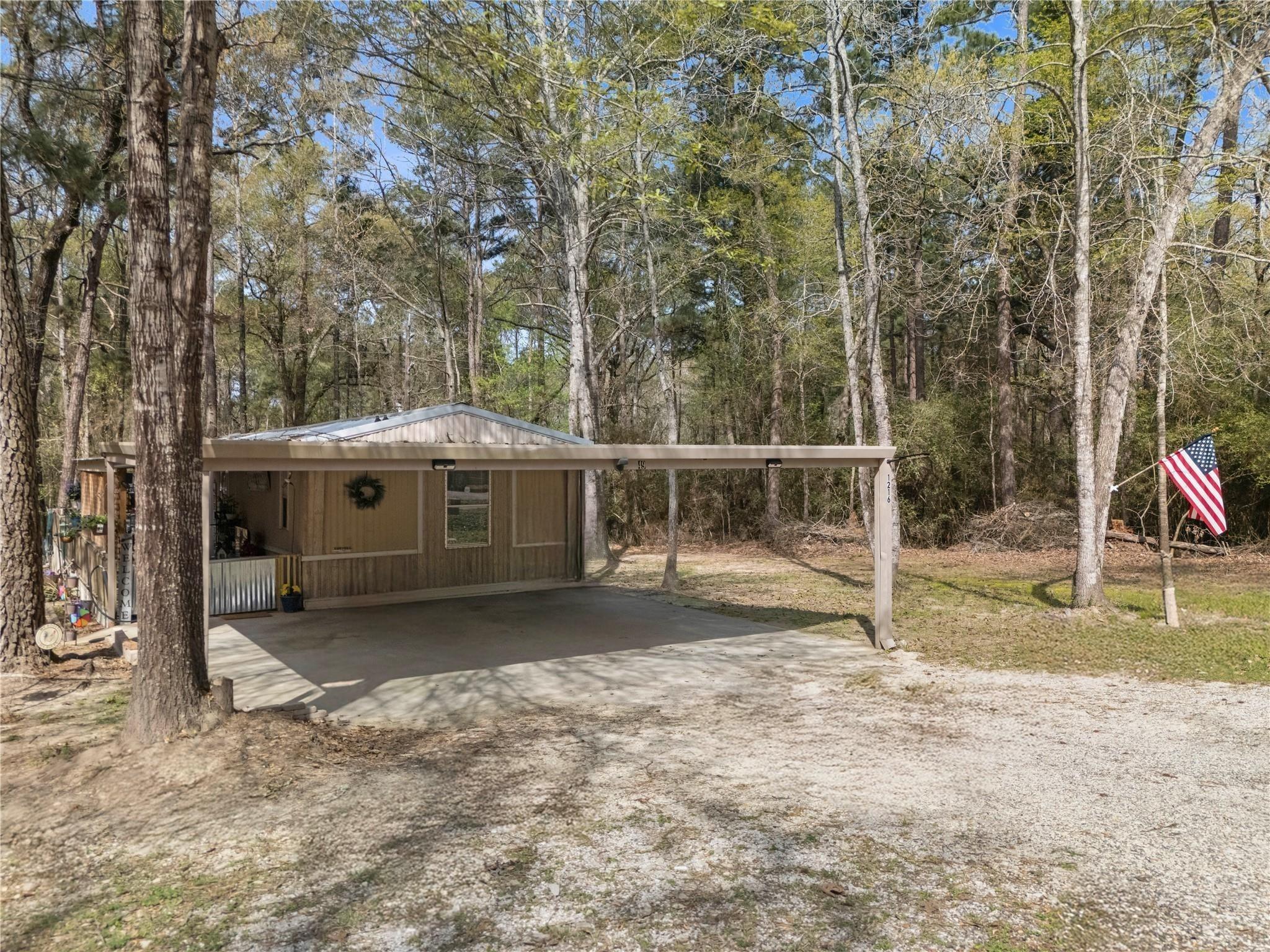 Cardinal Ln, Trinity, TX 75862