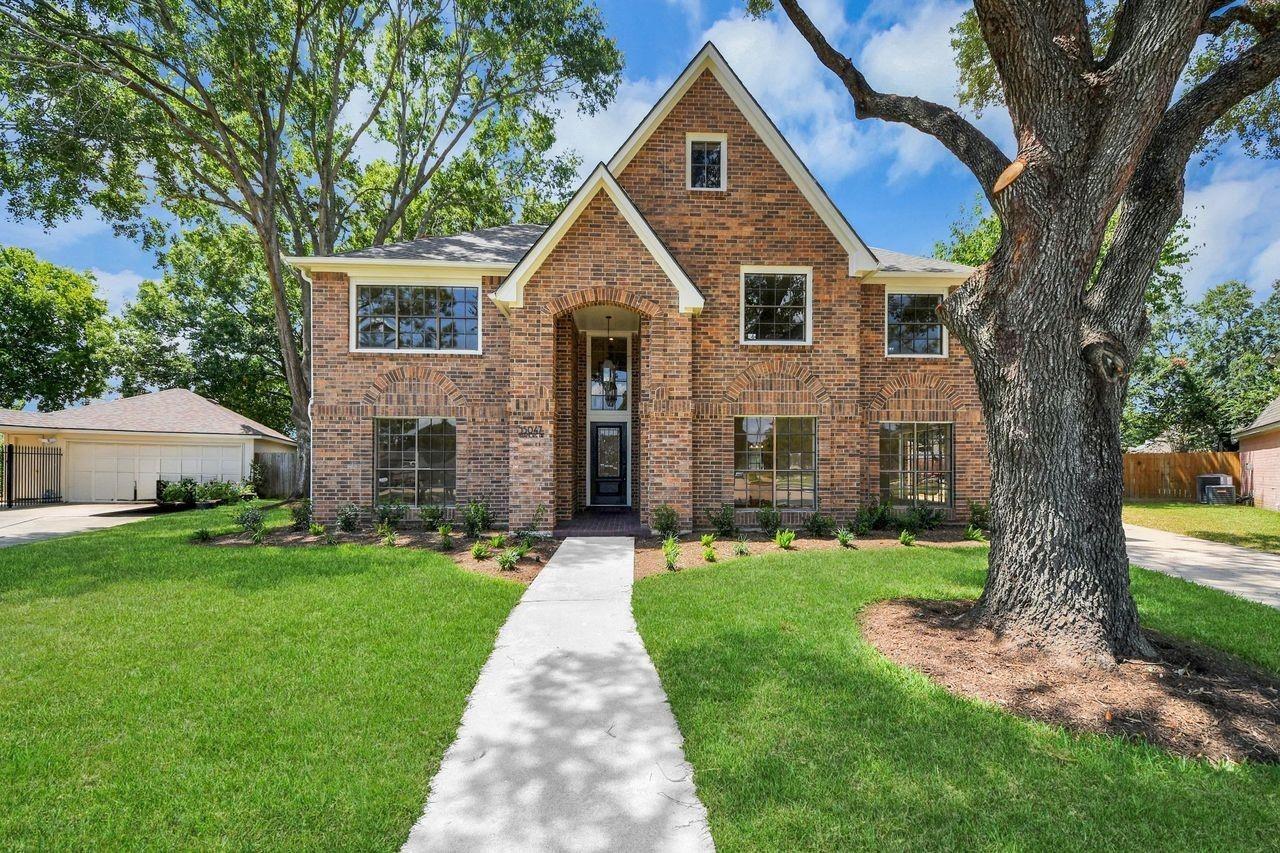 Tramore Dr, Houston, TX 77083
