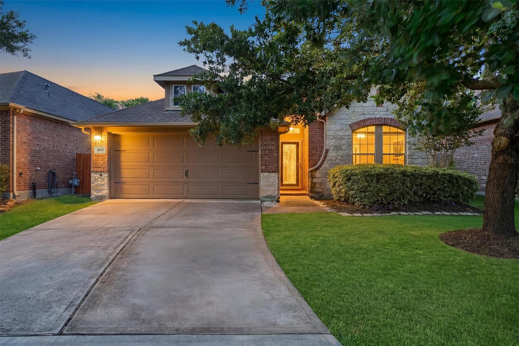 Crescent Valley Ln, Humble, TX 77346