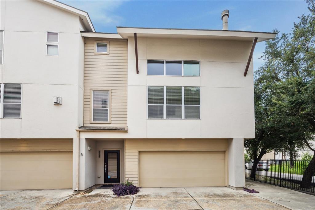 Kiam St, Houston, TX 77007