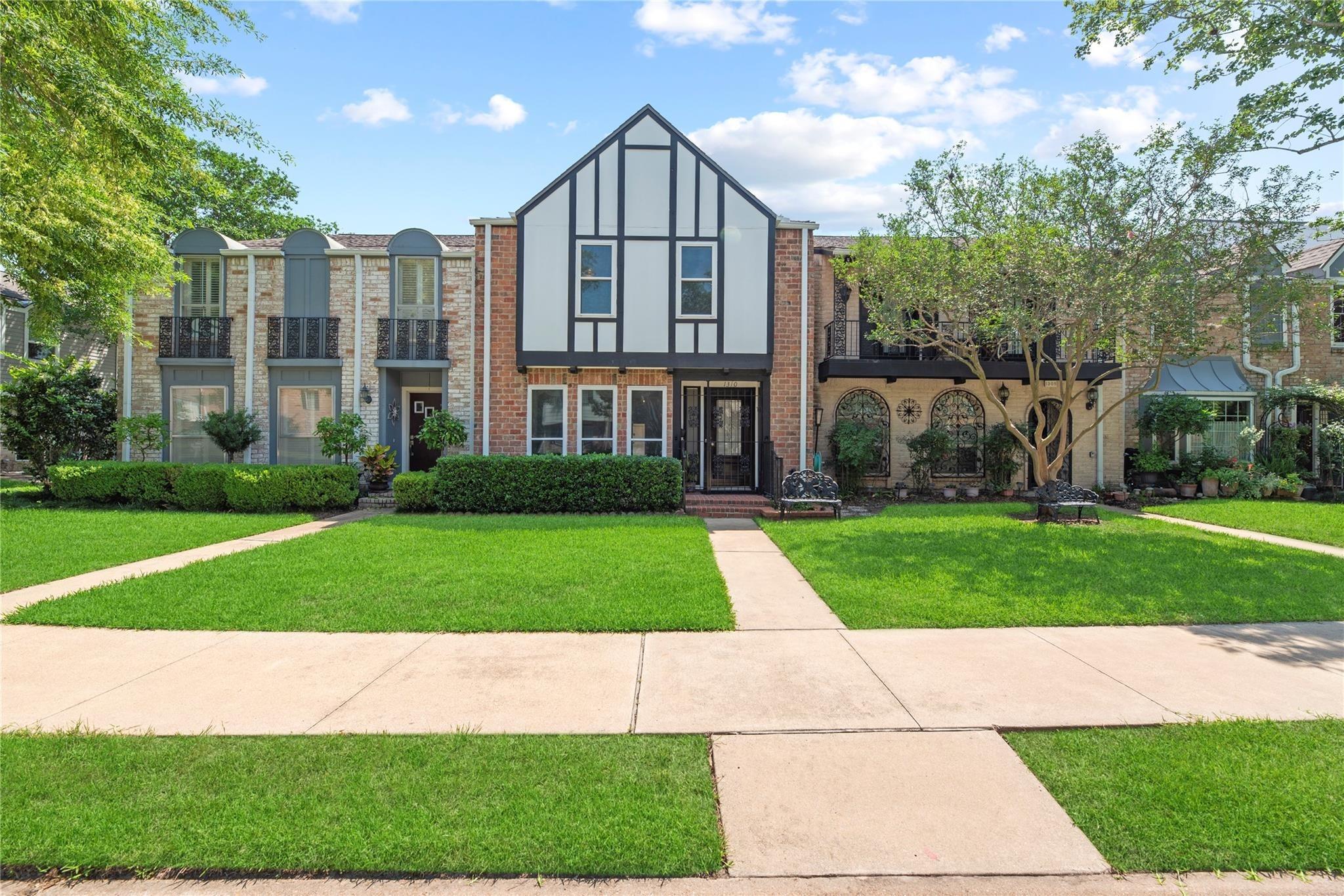 Country Place Dr, Houston, TX 77079