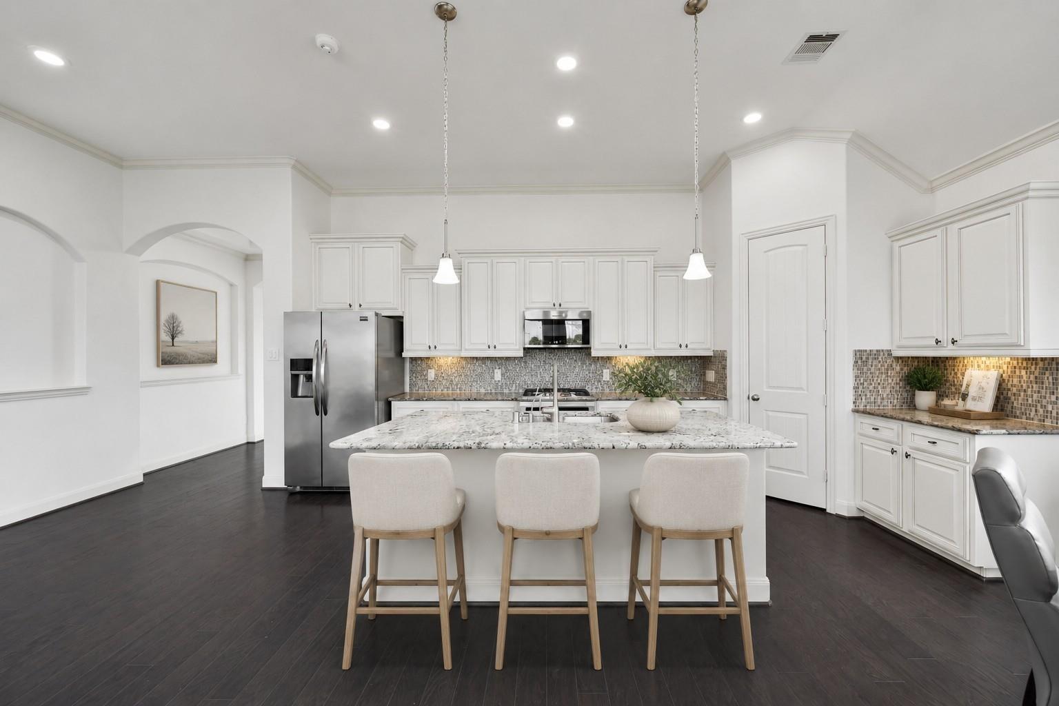 Sarah Bluff Ln, Cypress, TX 77433