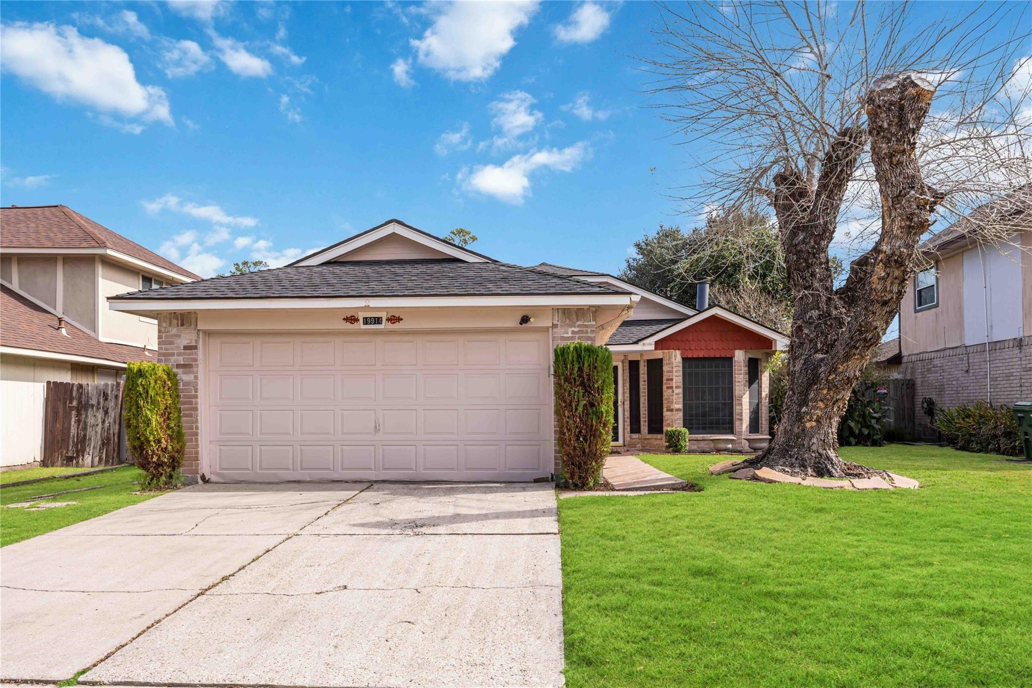 River Brook Dr, Humble, TX 77346