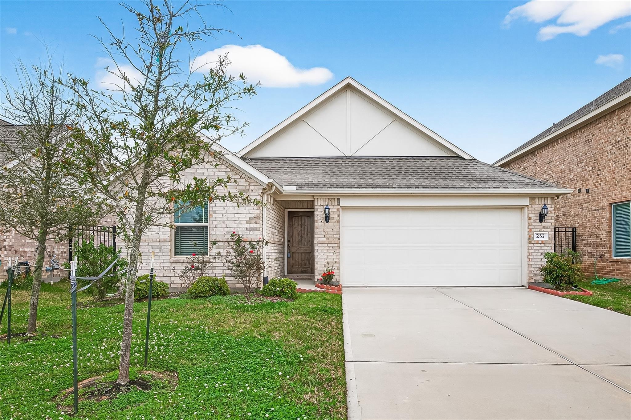 Bonita Beach Dr, Katy, TX 77493
