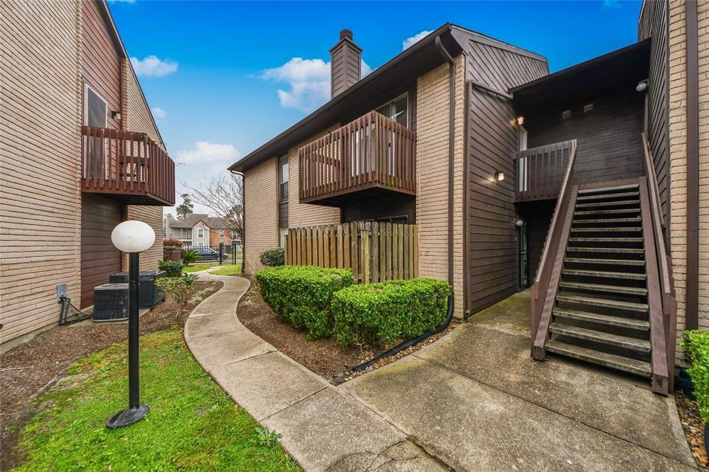 Woodforest Blvd, Houston, TX 77015