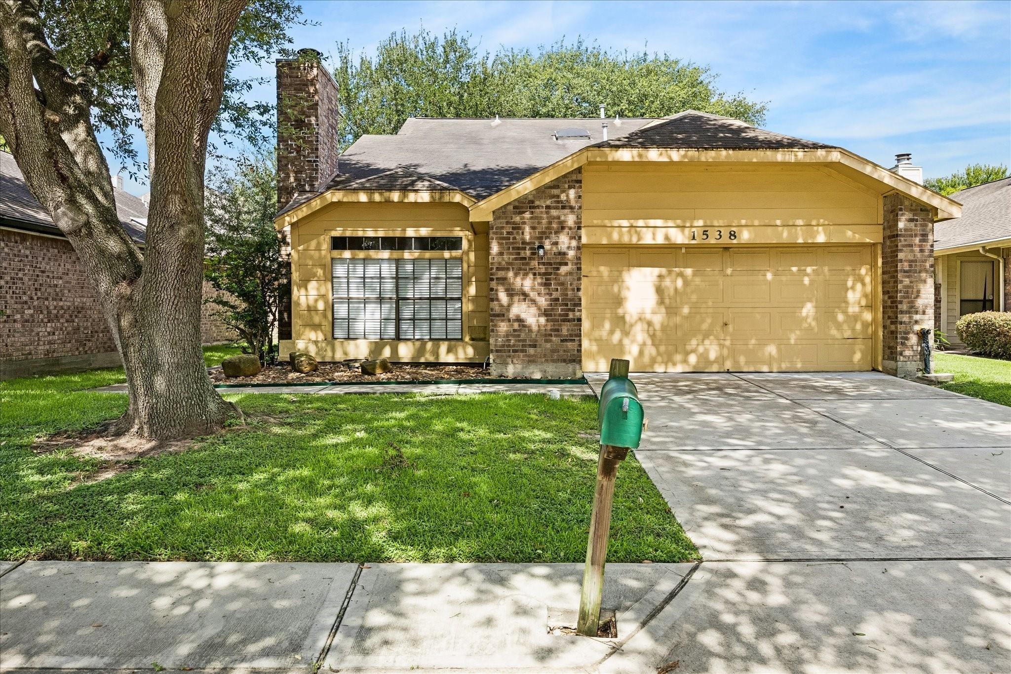 Ainsdale Dr, Houston, TX 77077