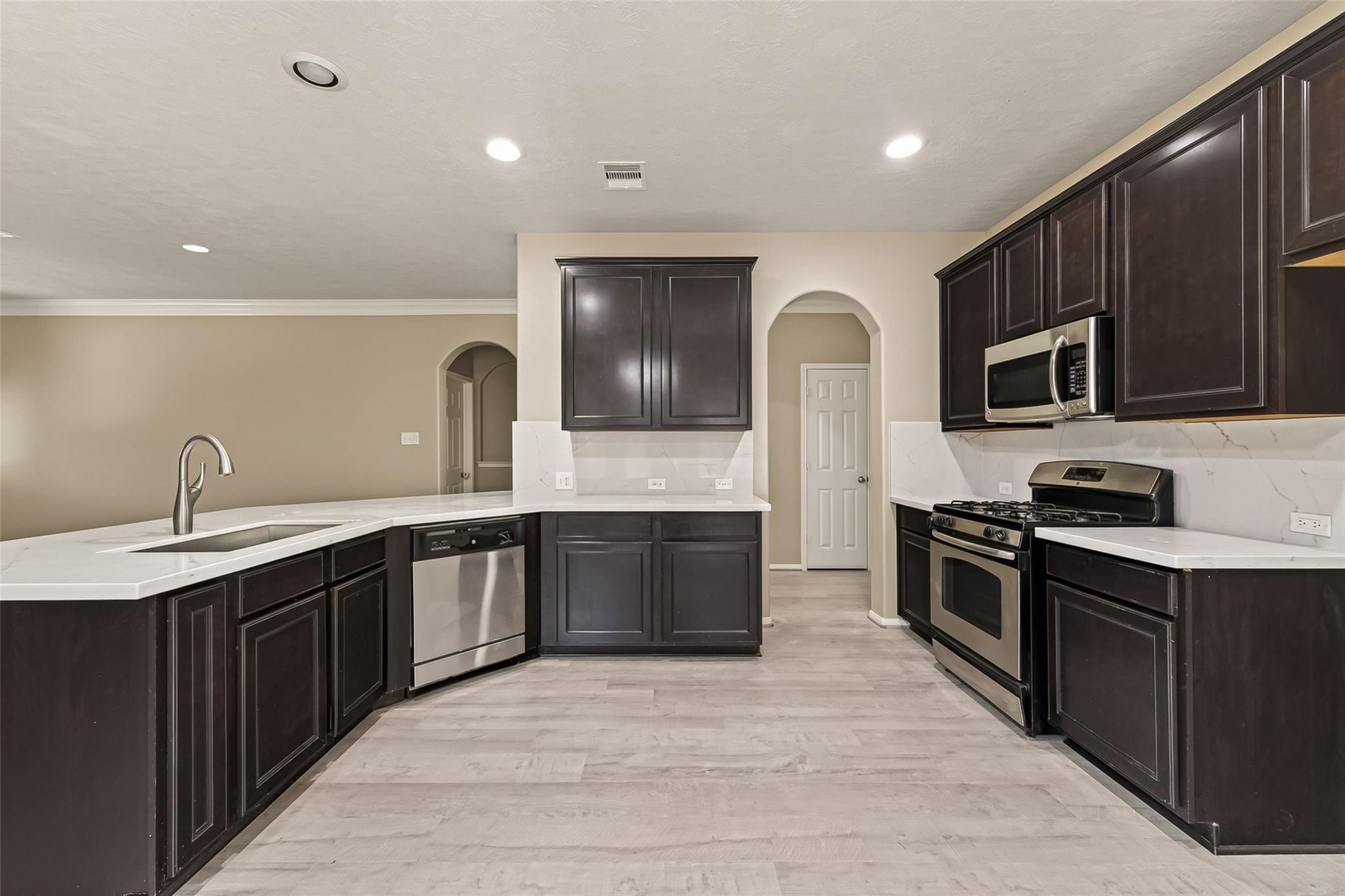 Heartland Key Ln, Katy, TX 77494