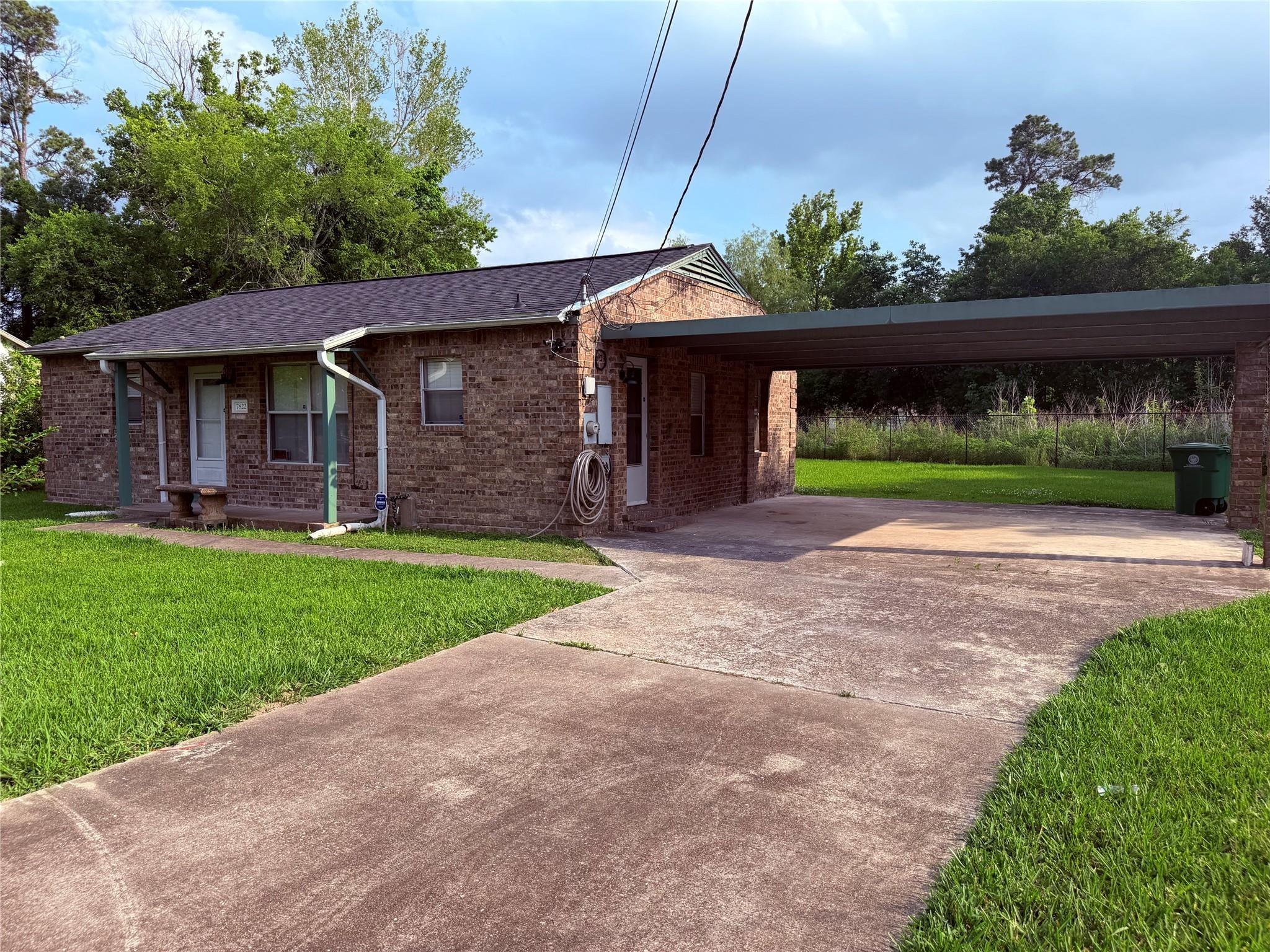 Richland Dr, Houston, TX 77028