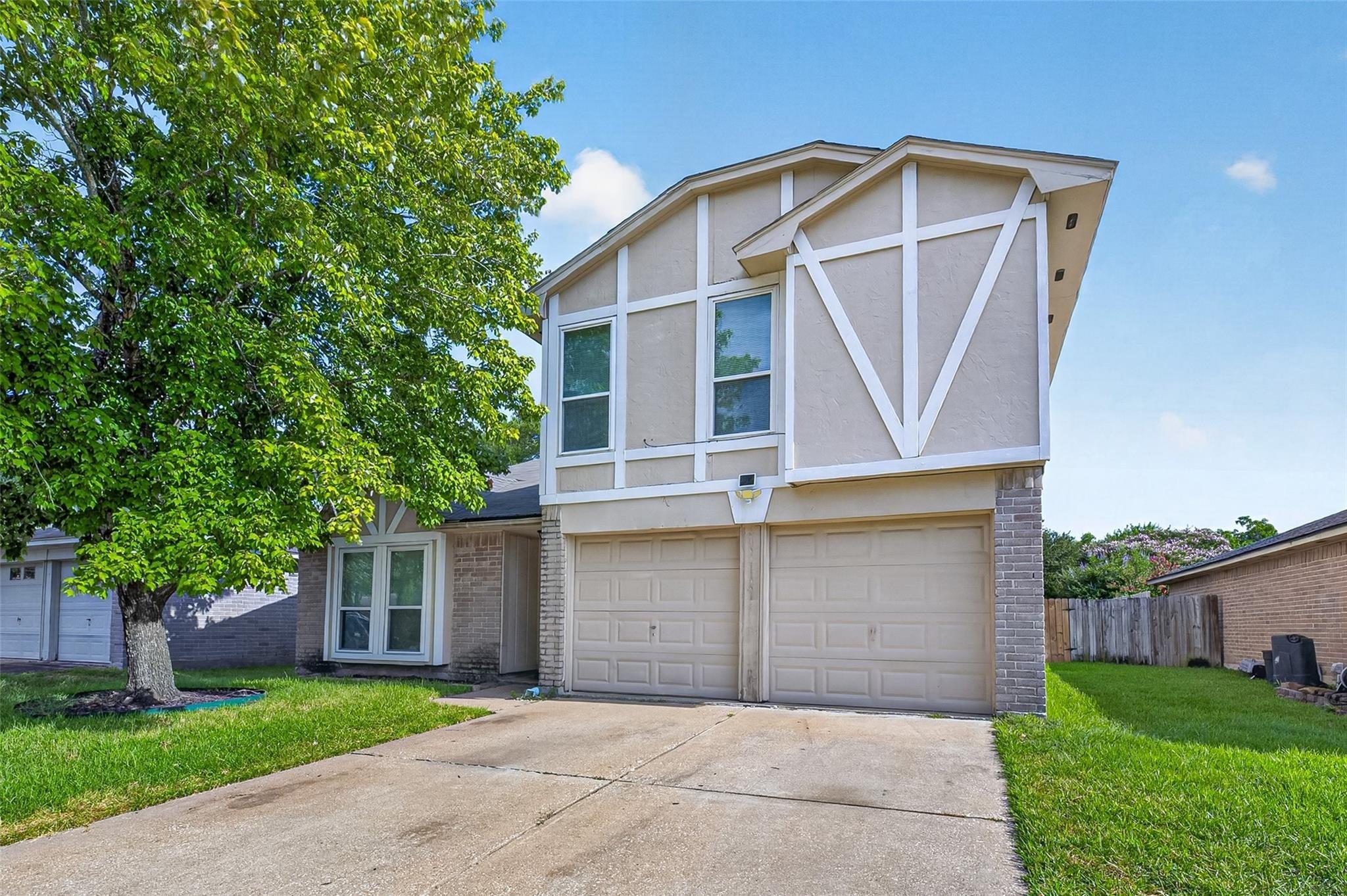 Pecan Oak Dr, Houston, TX 77065