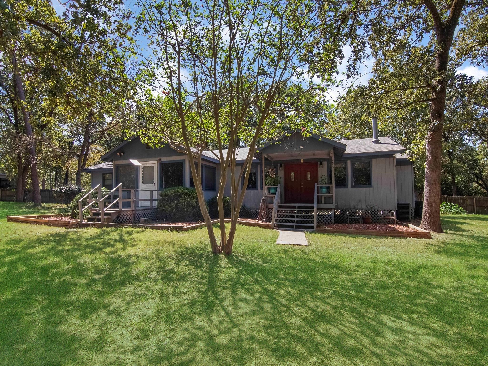 Oak Forest Dr N, Crockett, TX 75835
