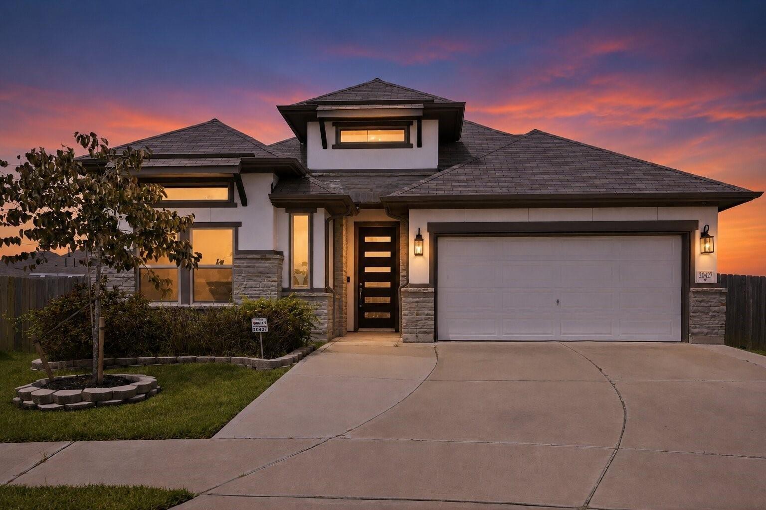Windcrest Colony Trl, Richmond, TX 77407