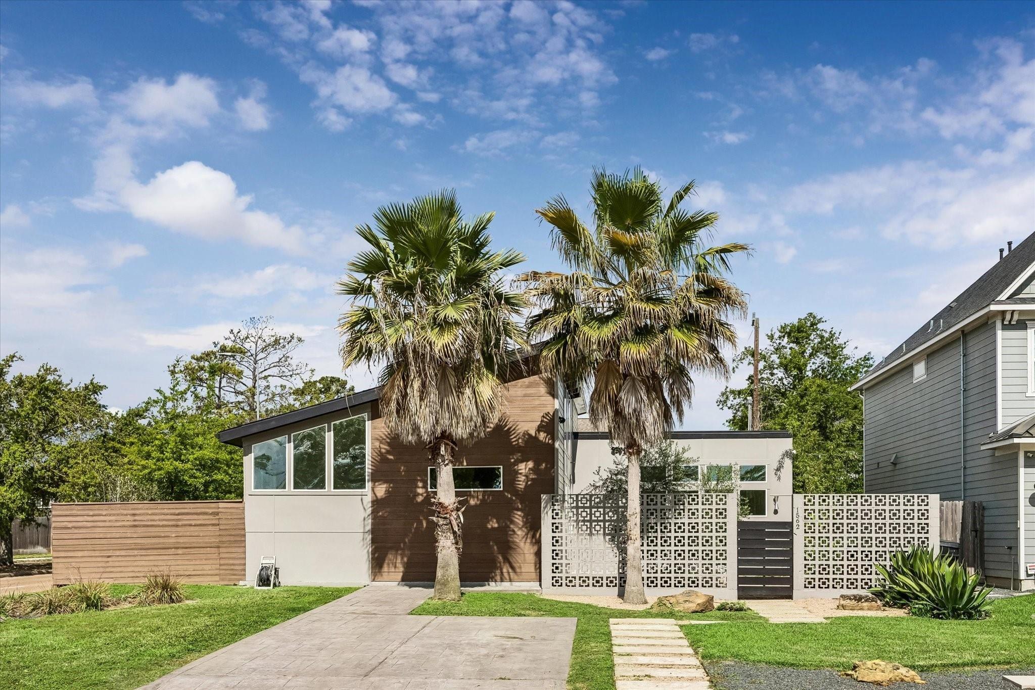 Cheshire Ln, Houston, TX 77018