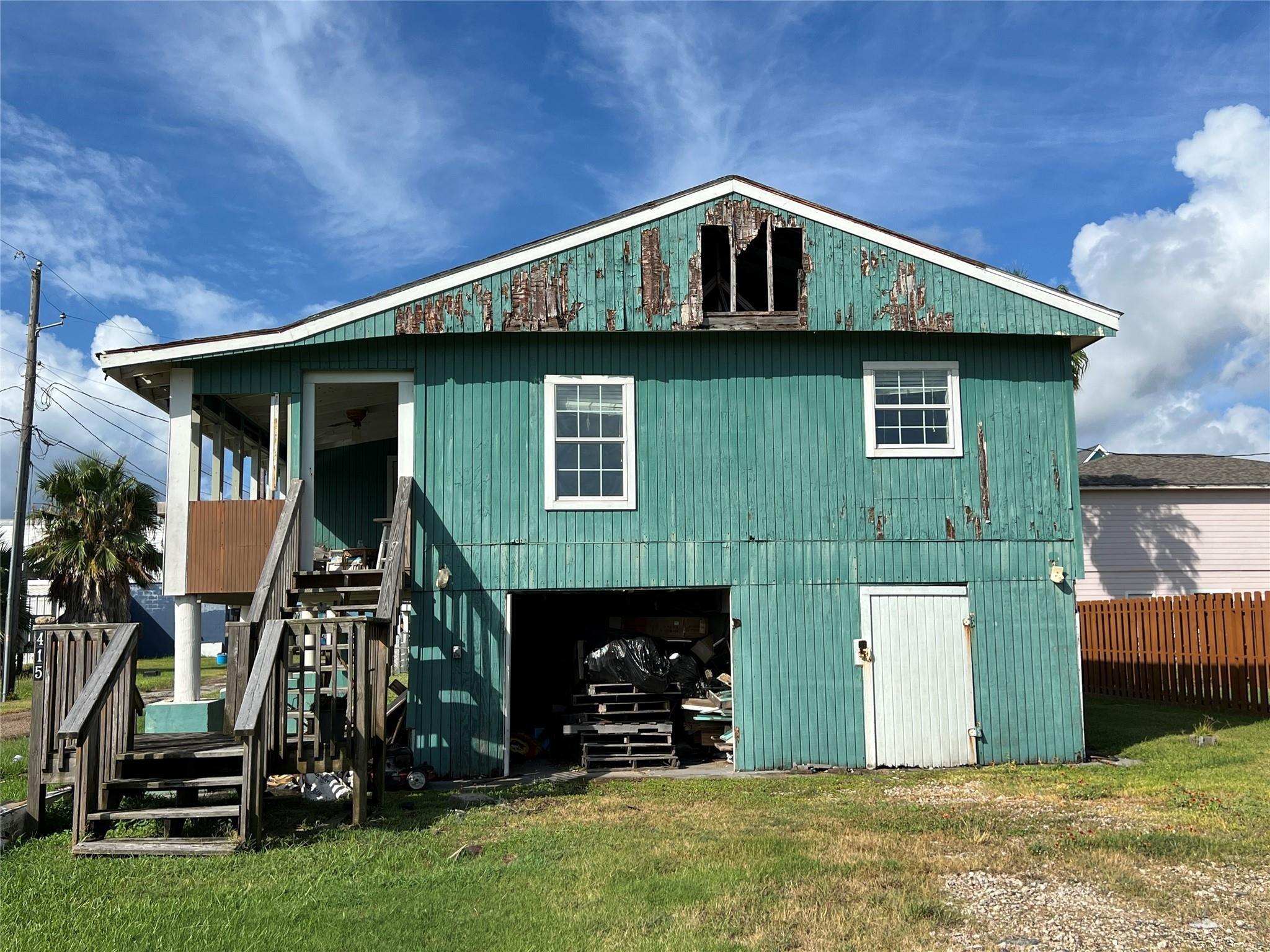 Oyster St, Freeport, TX 77541