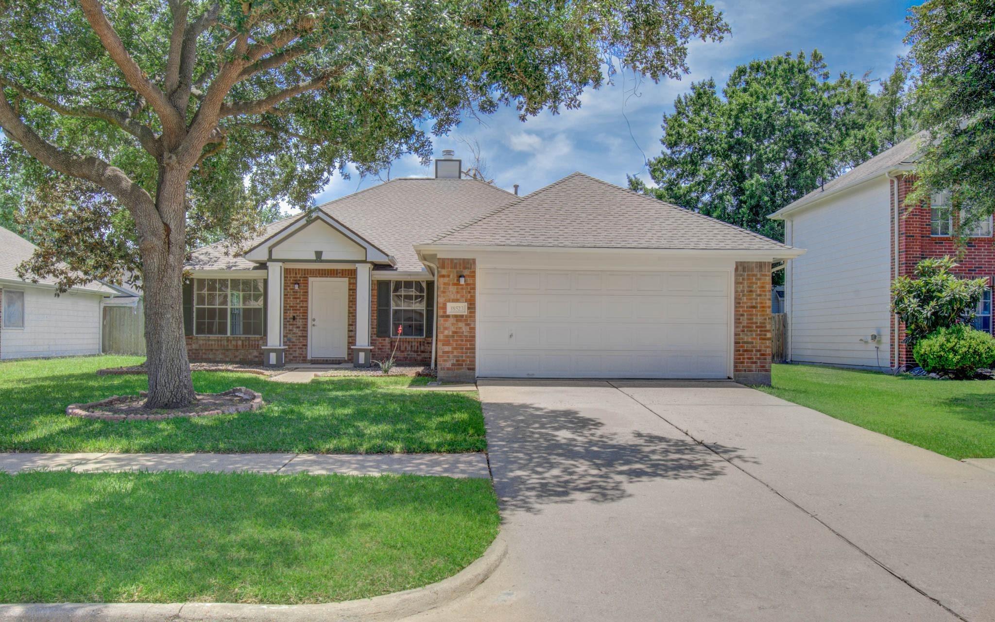 Dennington Dr, Katy, TX 77449