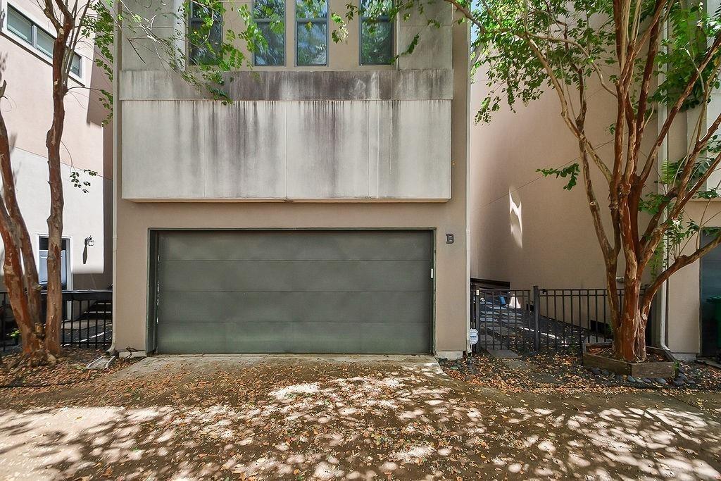 W 17th St, Houston, TX 77008