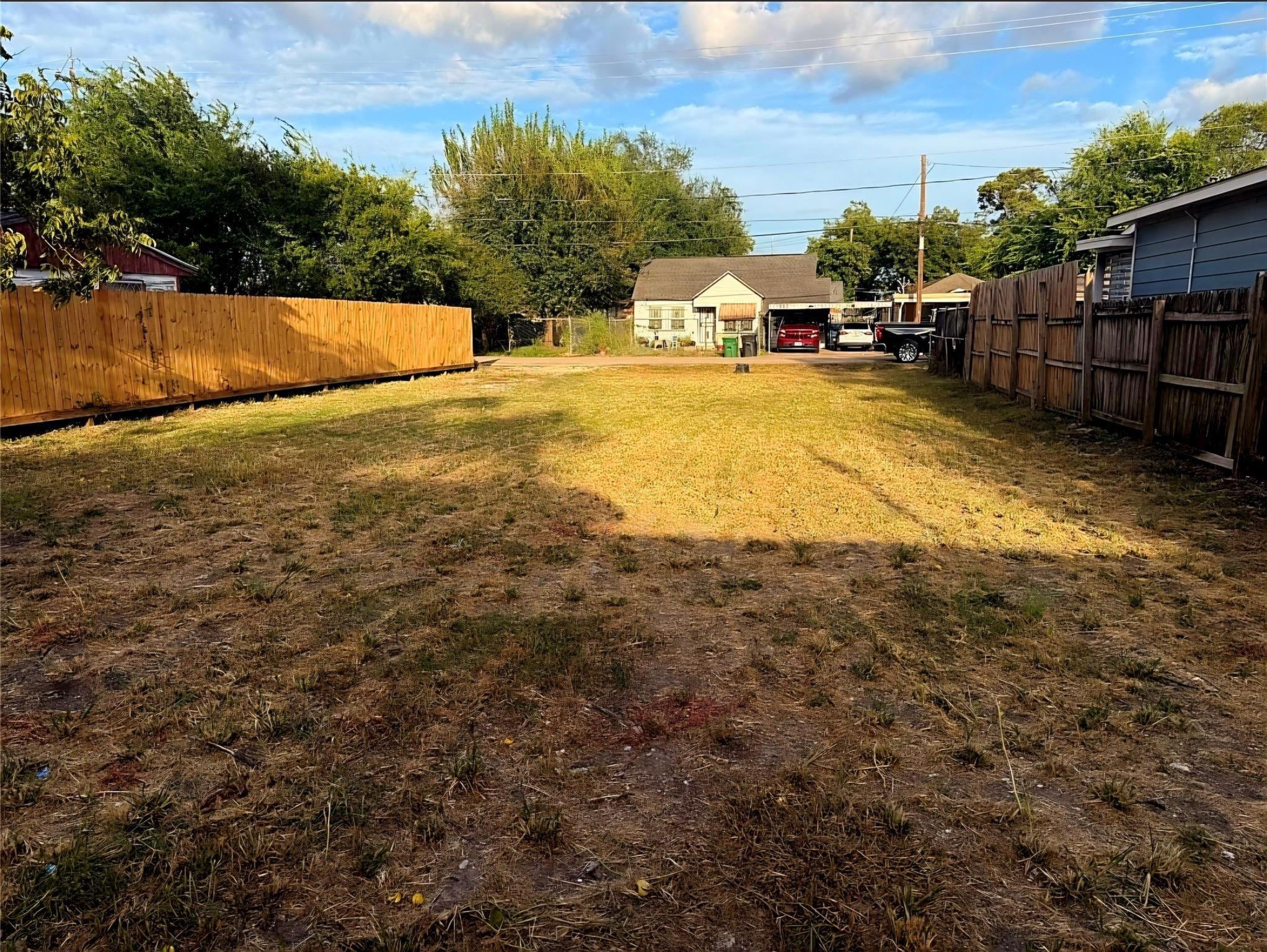 Castor St, Houston, TX 77022