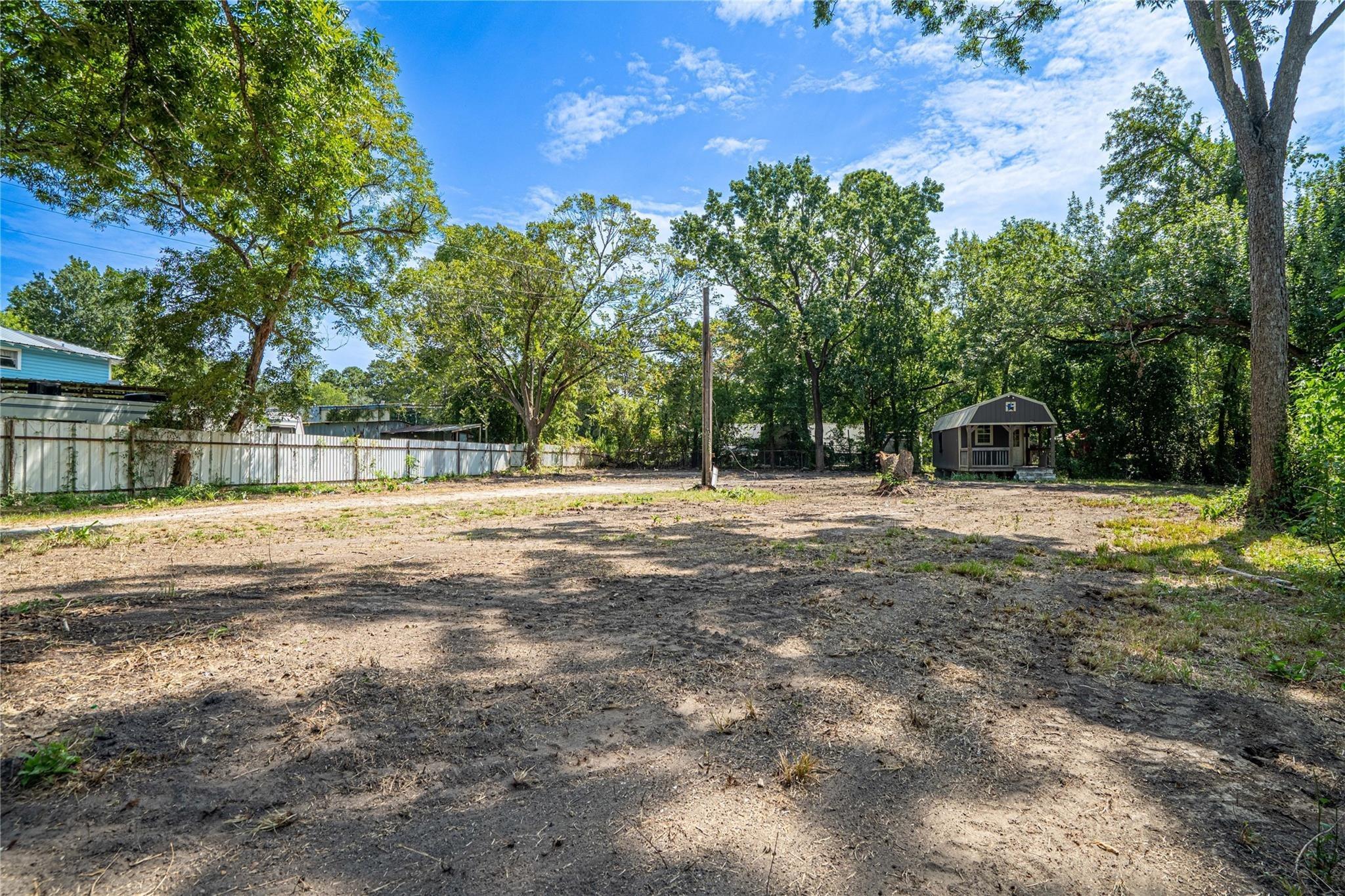 Edgewater Dr, Houston, TX 77093