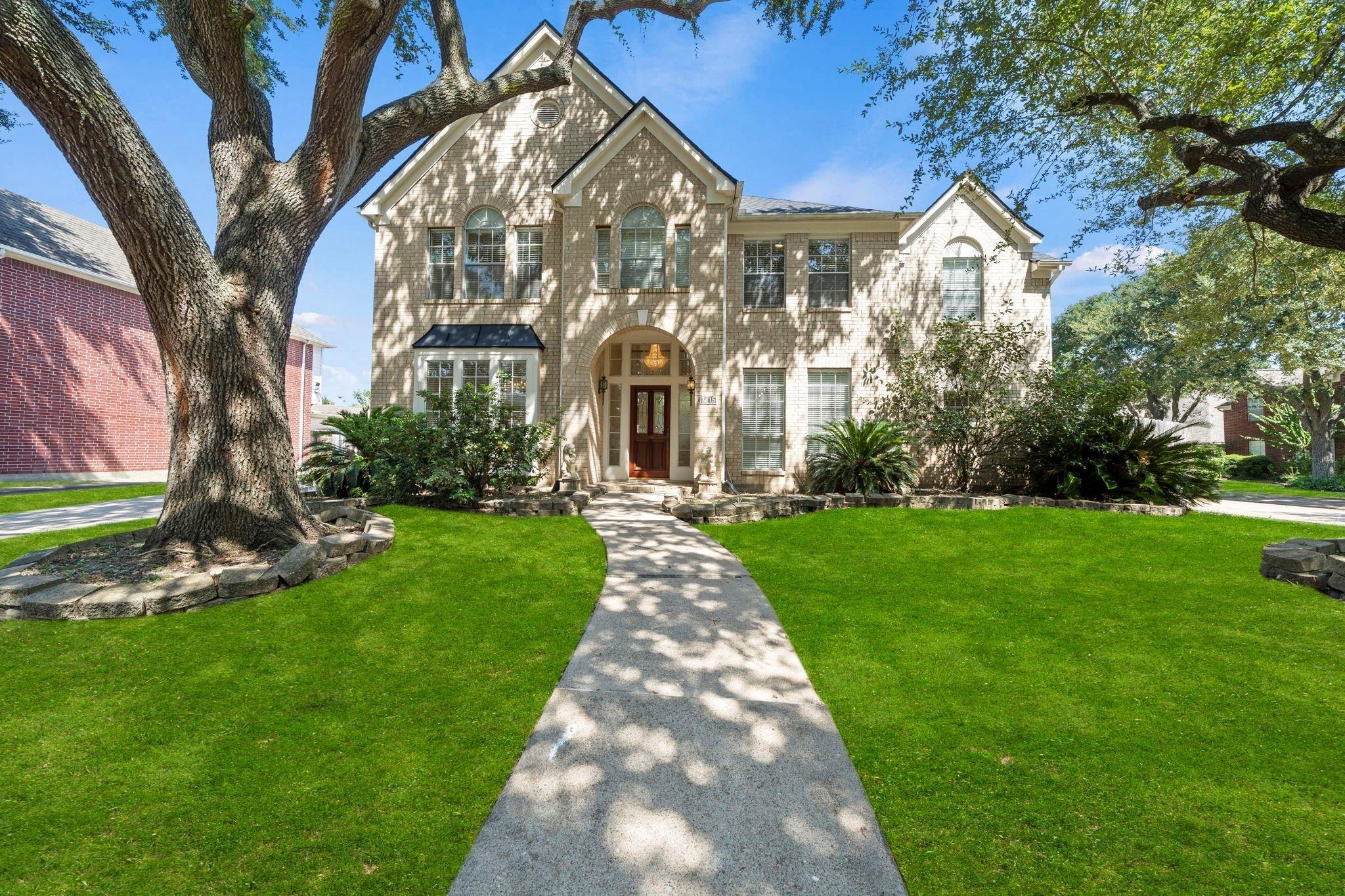 Shadymist Dr, Houston, TX 77082