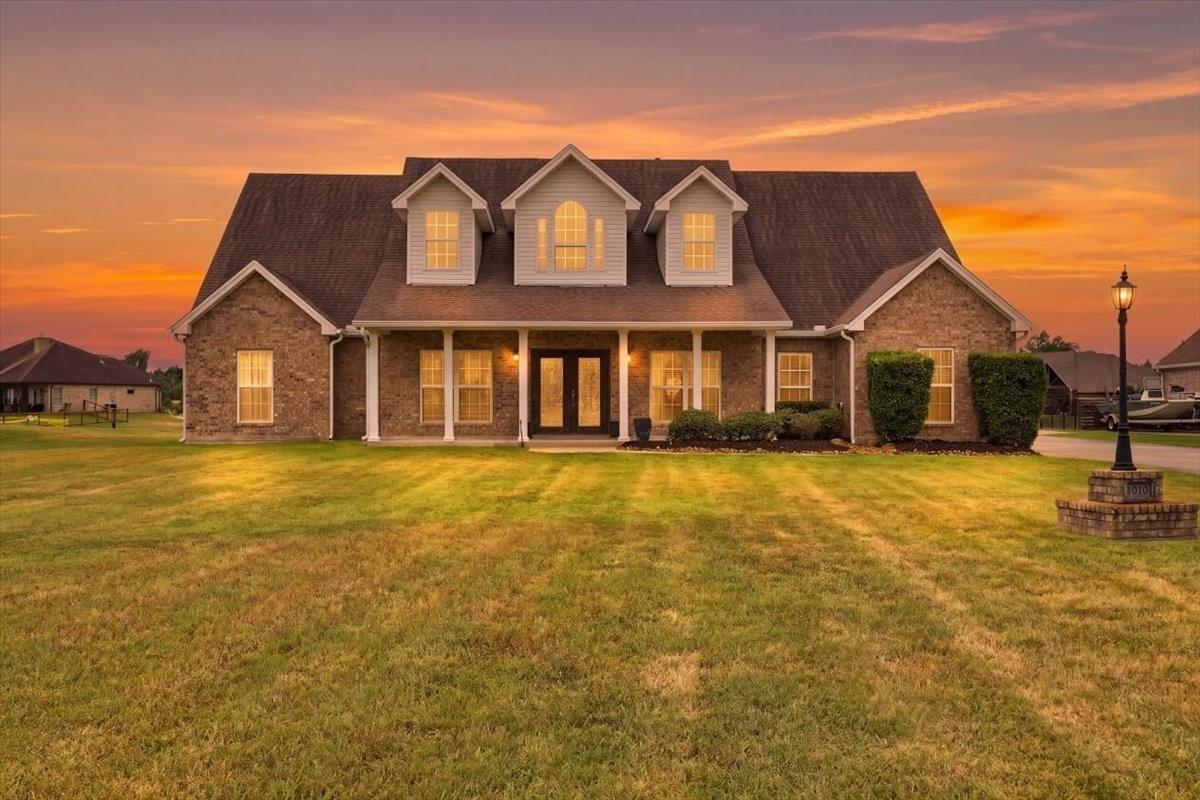 Drake Dr, Bridge City, TX 77611