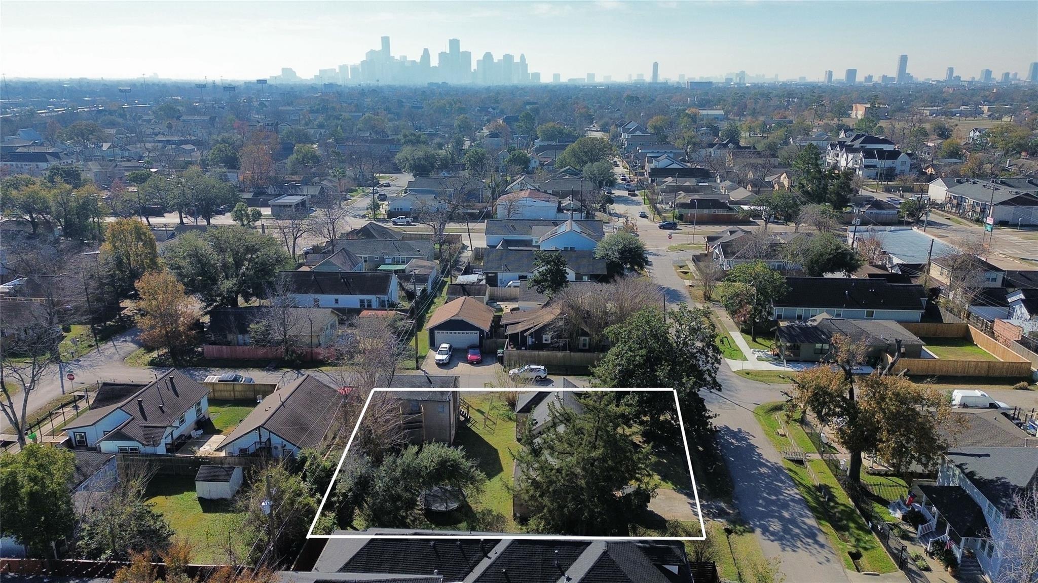 Tabor St, Houston, TX 77009