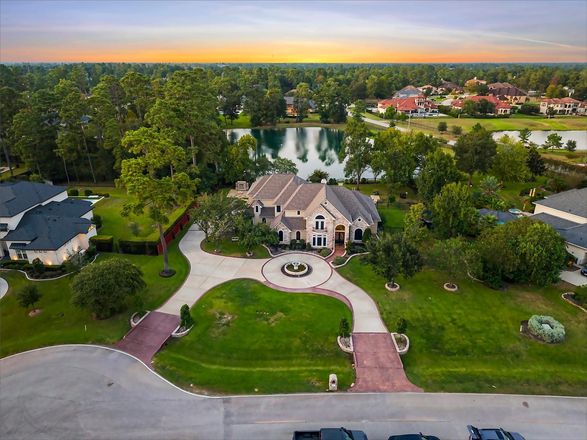 Bent Green Ln, Spring, TX 77389