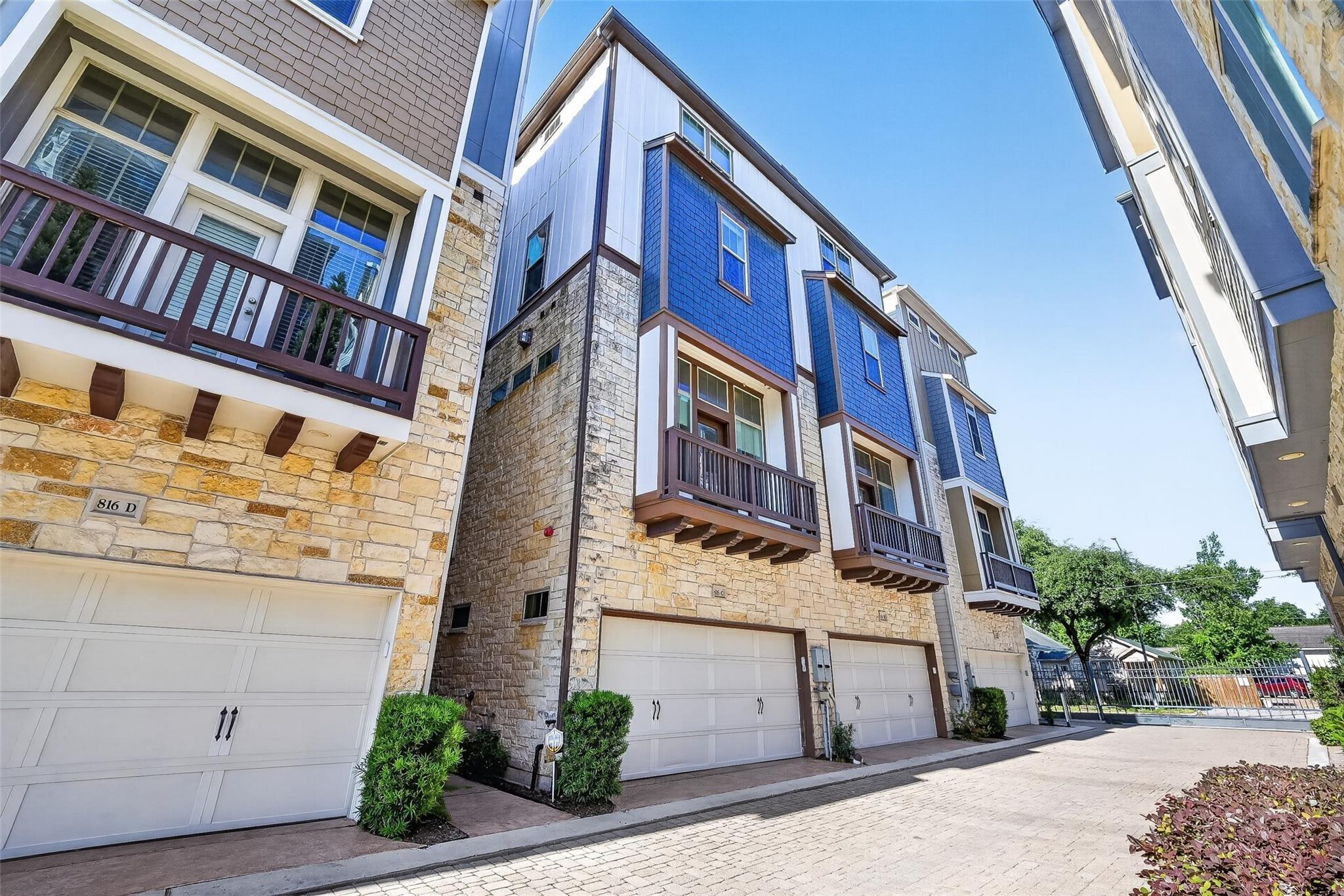 Yale St, Houston, TX 77007