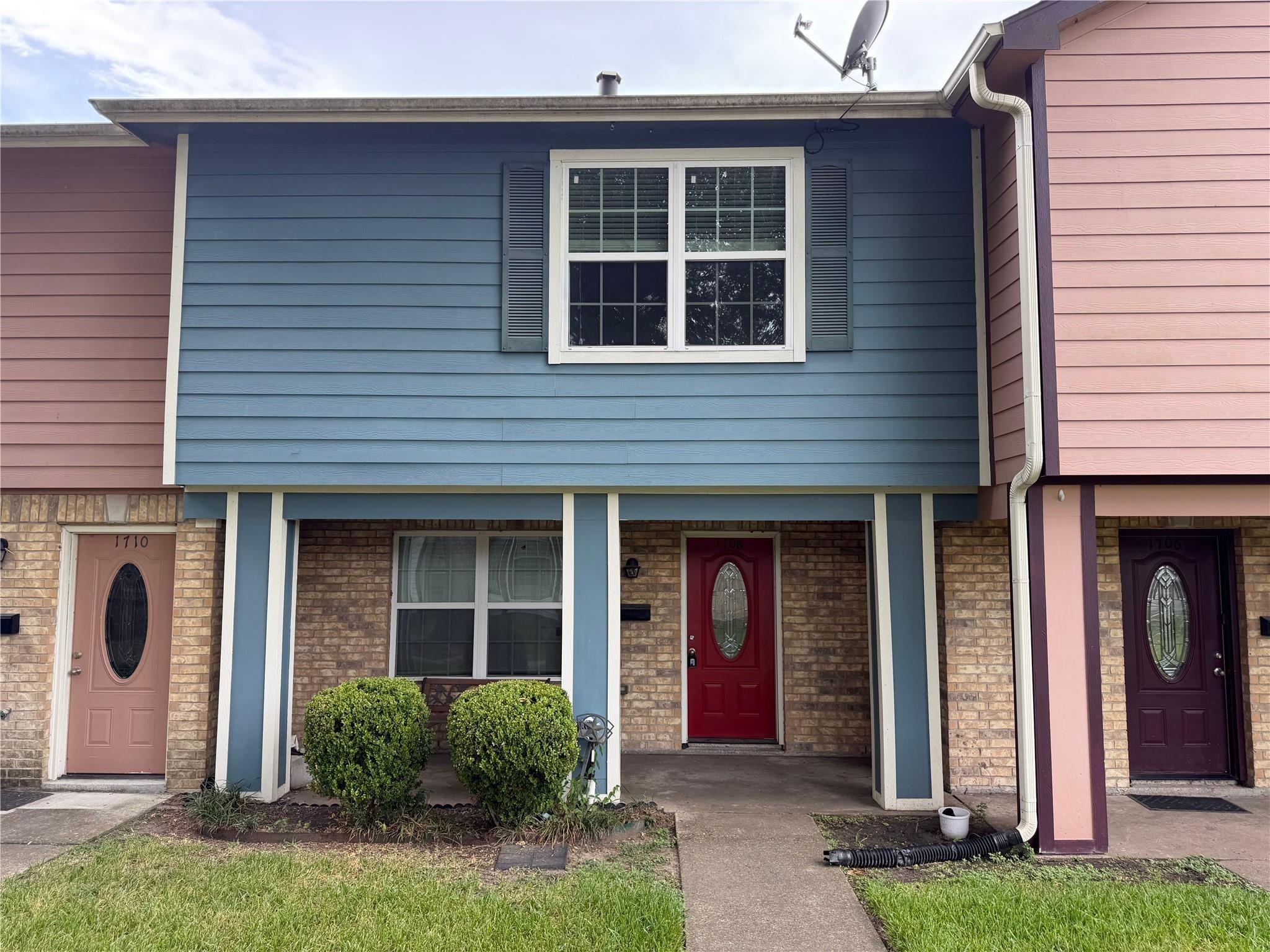 Doyle Ct, Pasadena, TX 77503