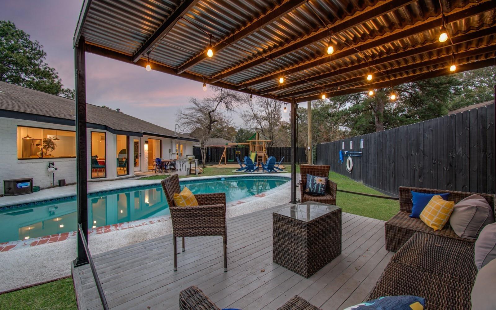 Kempwood Dr, Houston, TX 77080