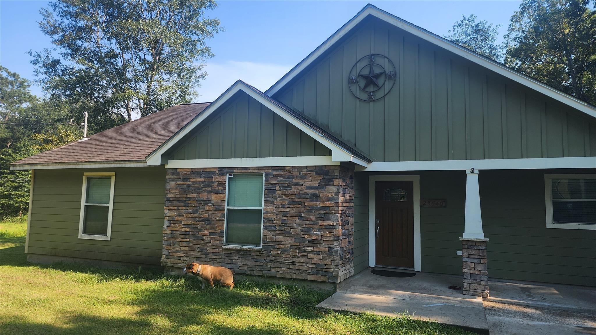 Forest Ln, Cleveland, TX 77328