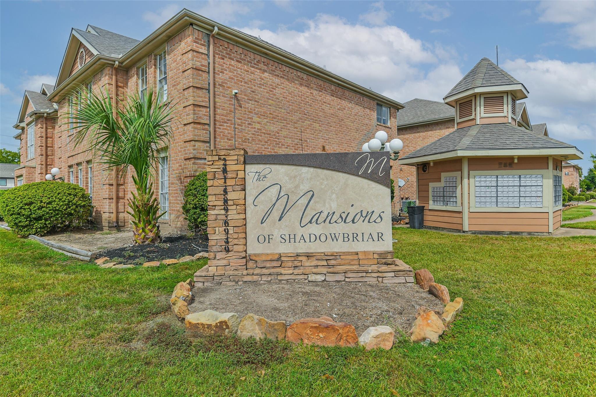 Overbrook Ln, Houston, TX 77077
