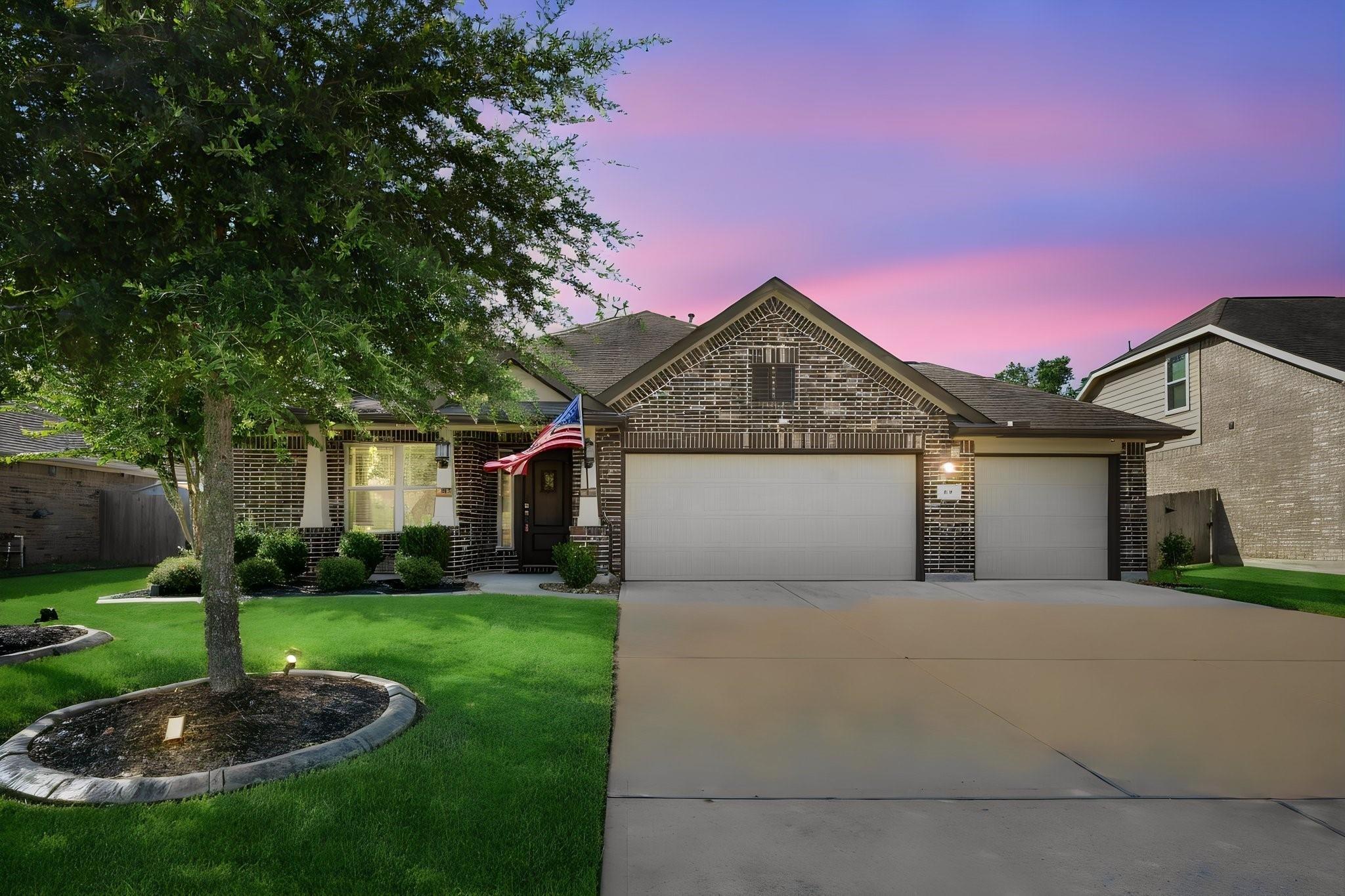 S Galley Dr, Crosby, TX 77532