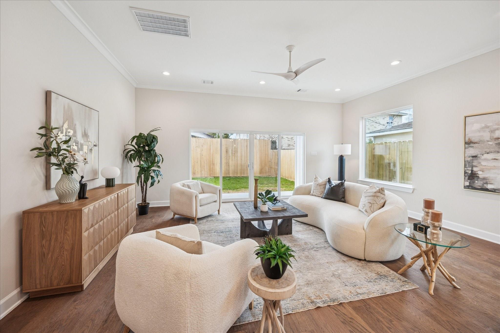Cordell St, Houston, TX 77009