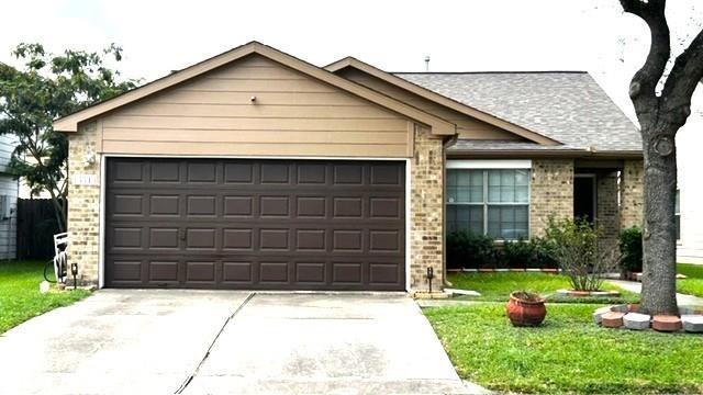 Mission Forest Dr, Houston, TX 77083