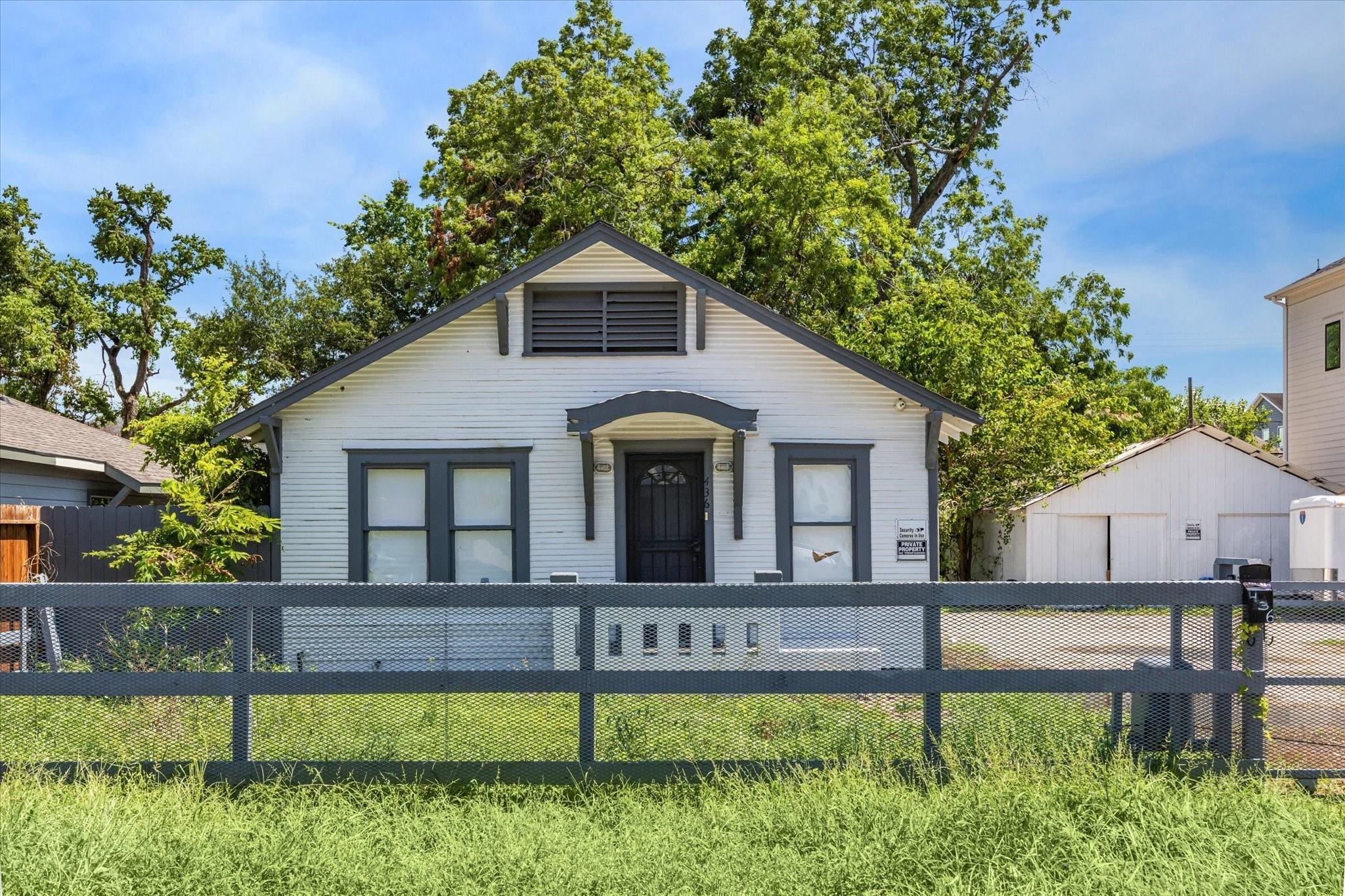 W 28th St, Houston, TX 77008
