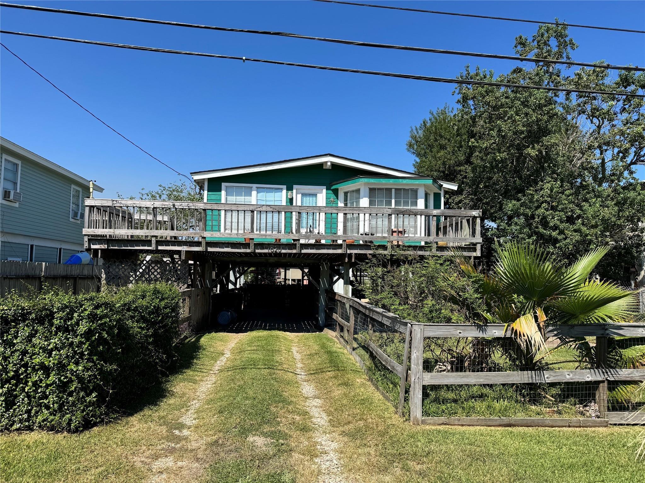 Dick Bay Dr, Dickinson, TX 77539