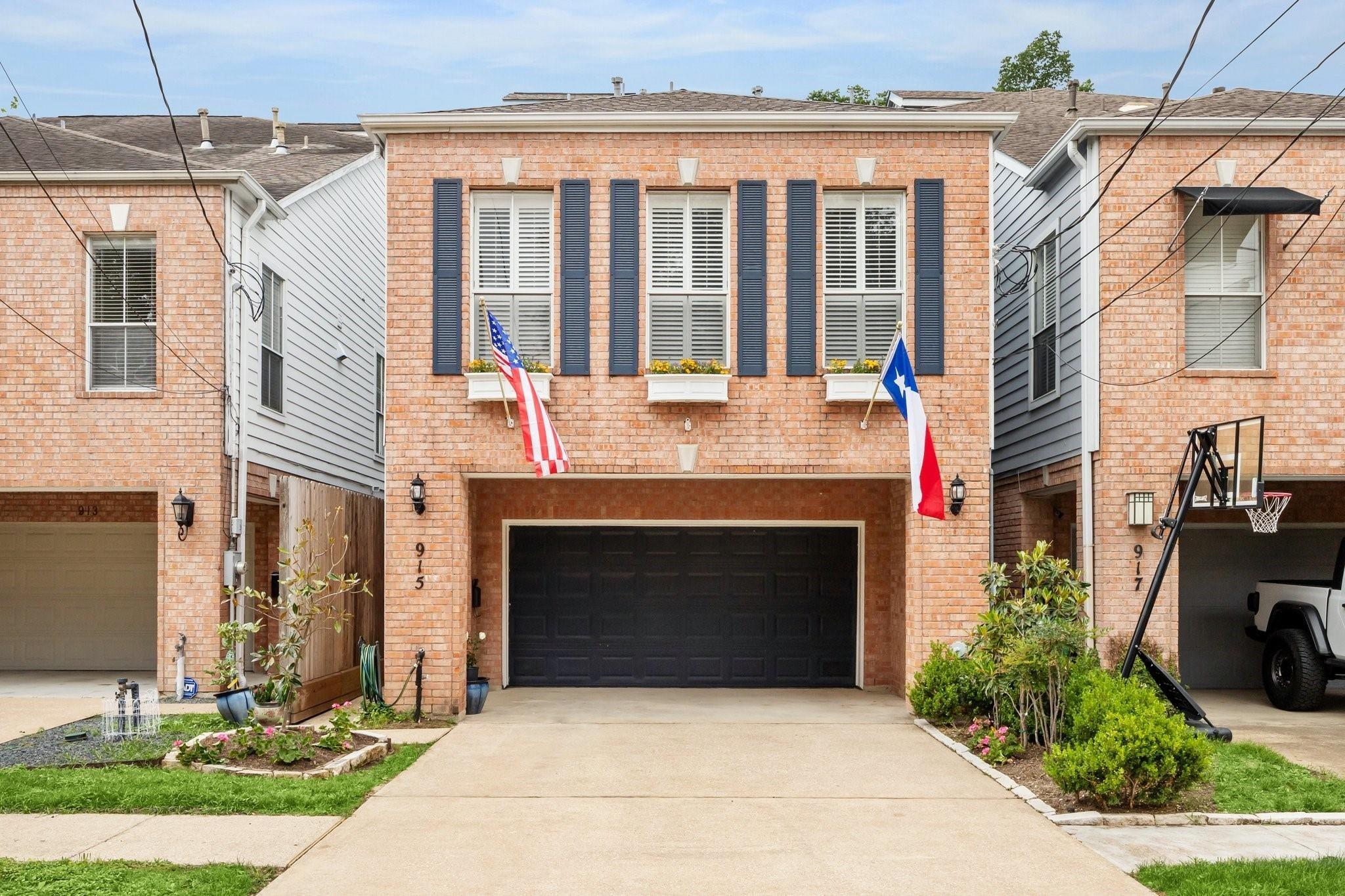 Birdsall St, Houston, TX 77007