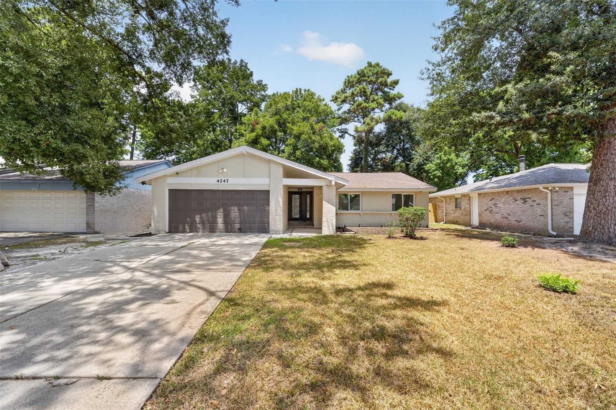 Rosegate Dr, Spring, TX 77373