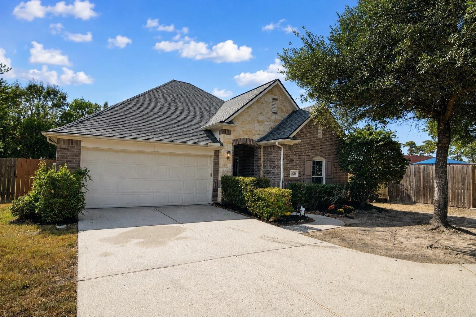 Armor Smith Dr, Kingwood, TX 77339